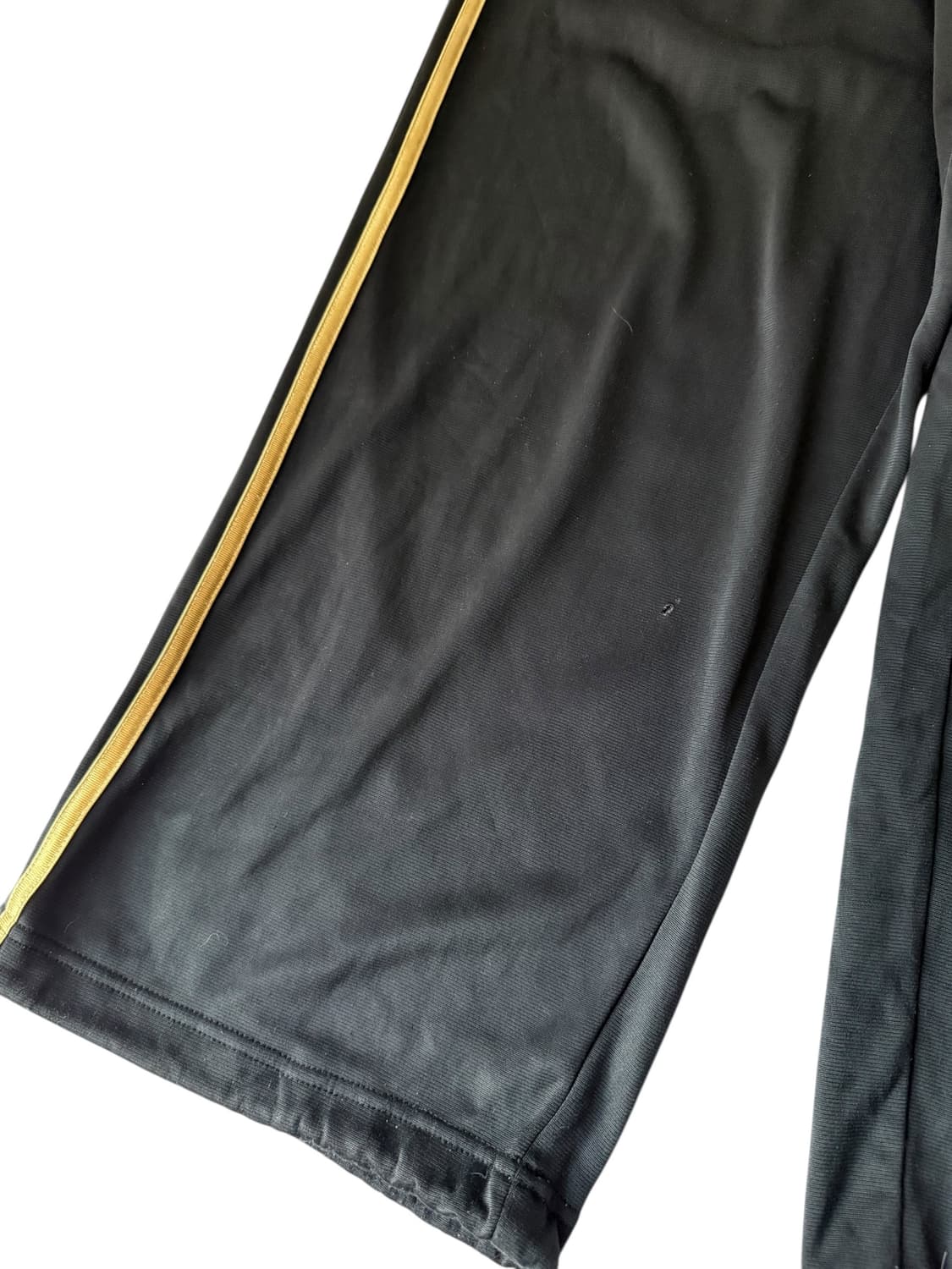 아디다스 블랙 골드 츄바 상품이미지6