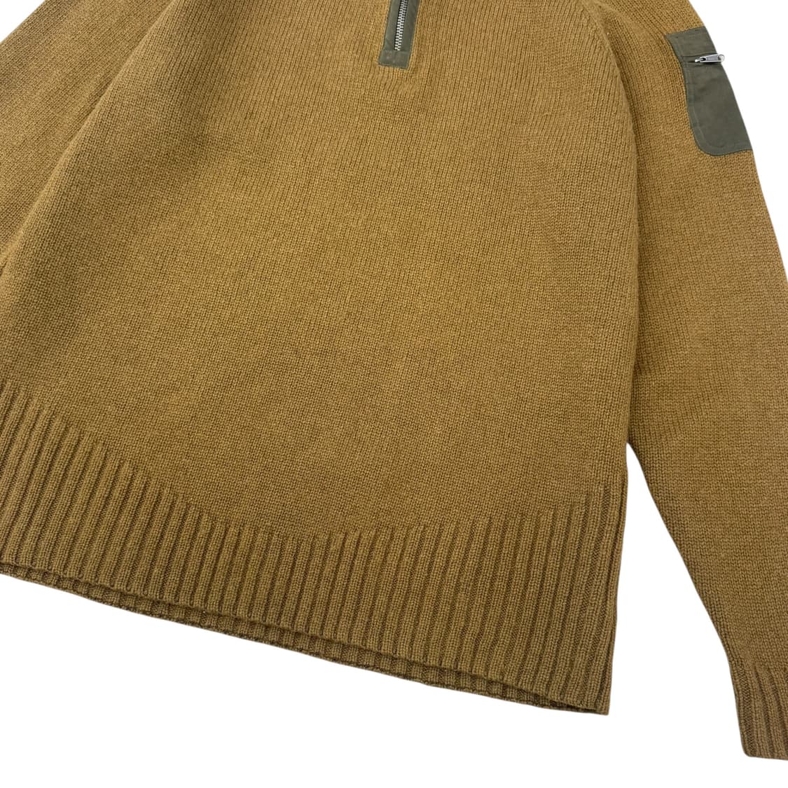 콜롬비아 올리브 배색 울 반집업 니트 상품이미지5