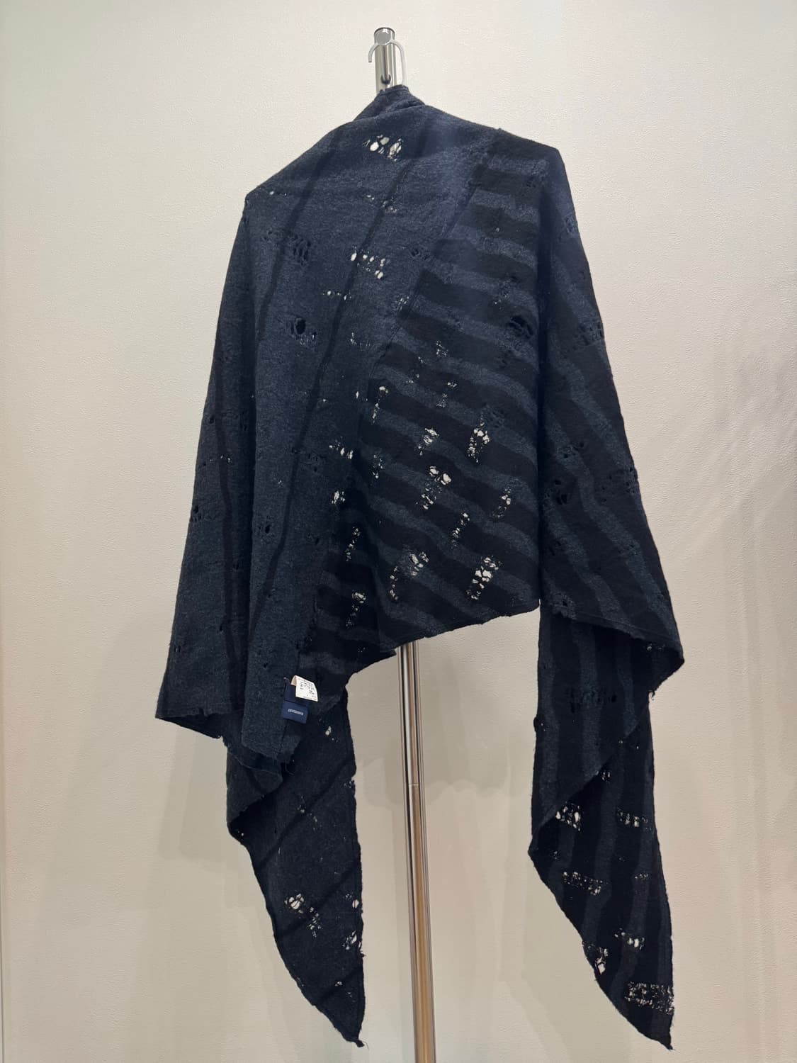 미하라 야스히로 디스트레스드 스트라이프 울 머플러 상품이미지7