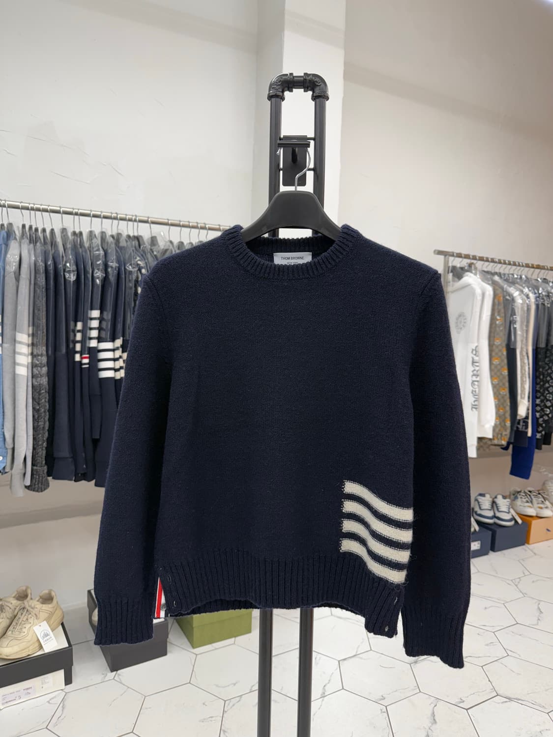 [3] 톰브라운 사선 도네갈 모헤어 니트 상품이미지1