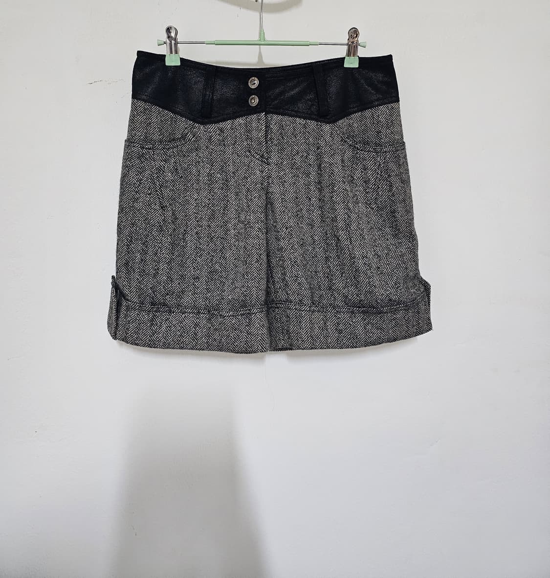 데코xix. ,,모혼방  블랙그레이체크 반바지 M. 상태좋음  상품이미지2