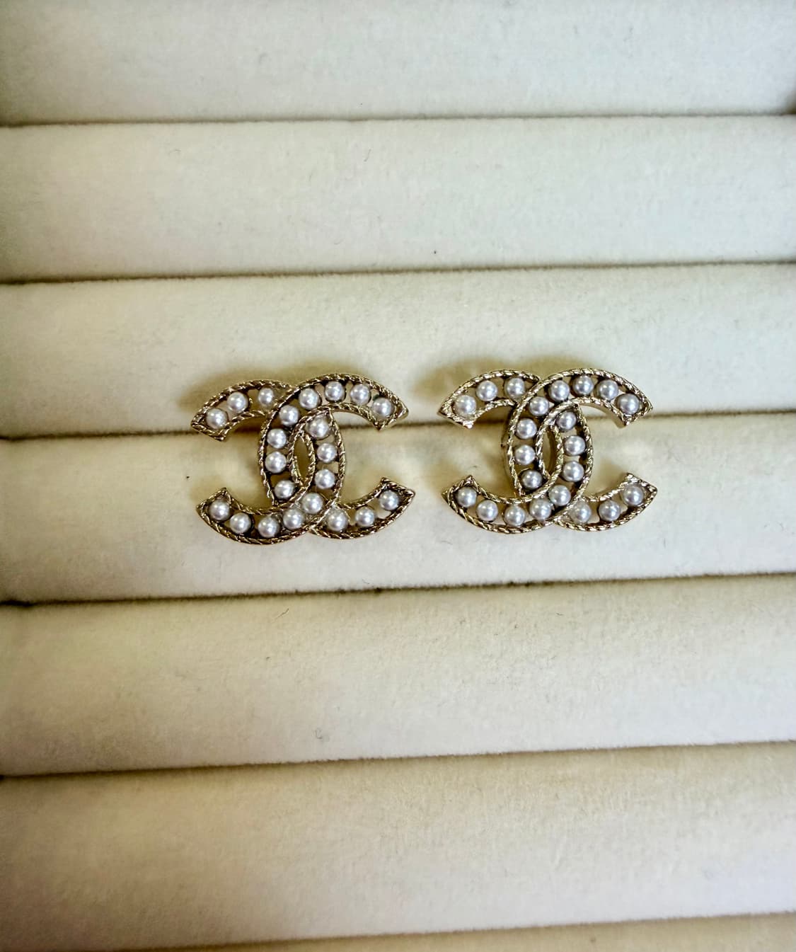 샤넬 진주 CC로고 귀걸이 업사이클링 상품이미지1
