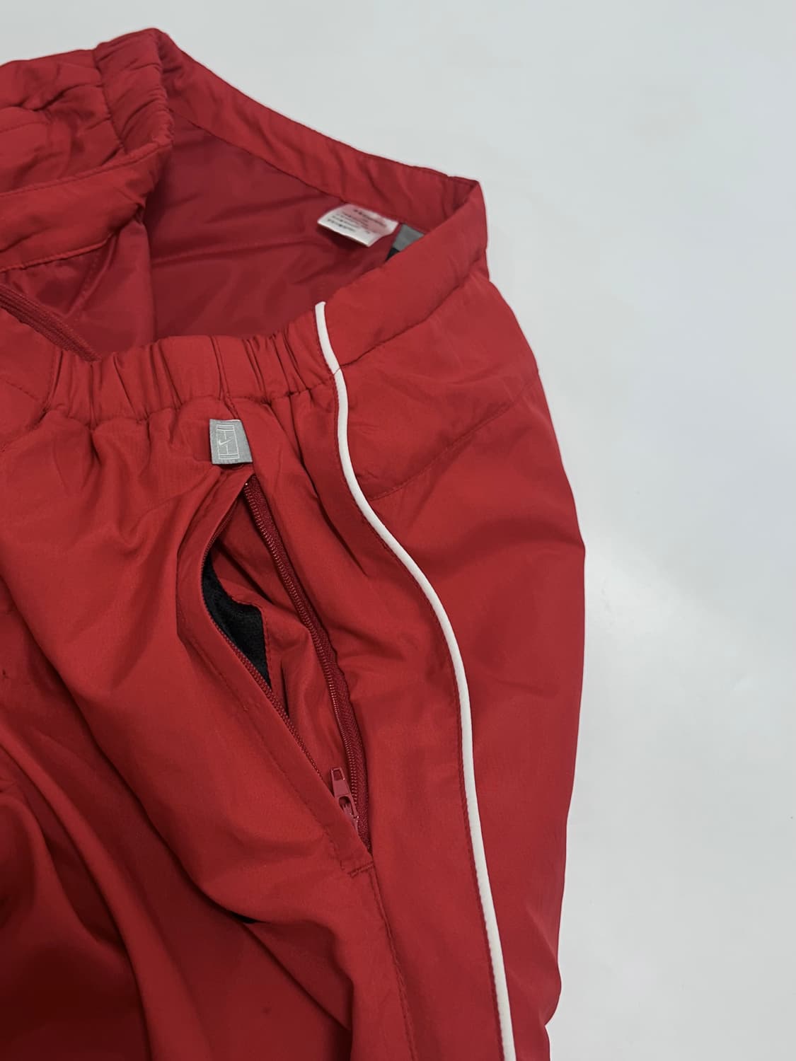 나이키 00s 테니스라인 스우시 누빔 나일론 팬츠 상품이미지5