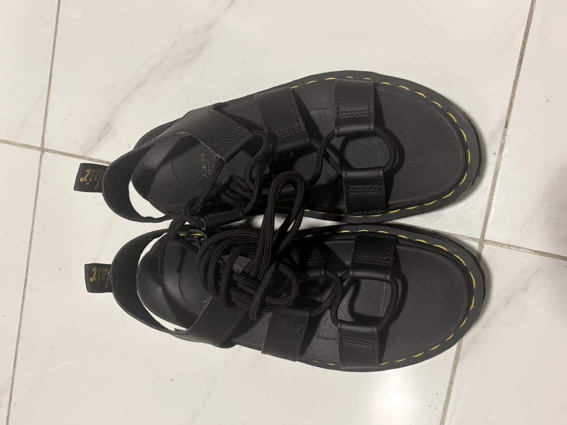 닥터마틴 나틸라 블랙 UK4 상품이미지2