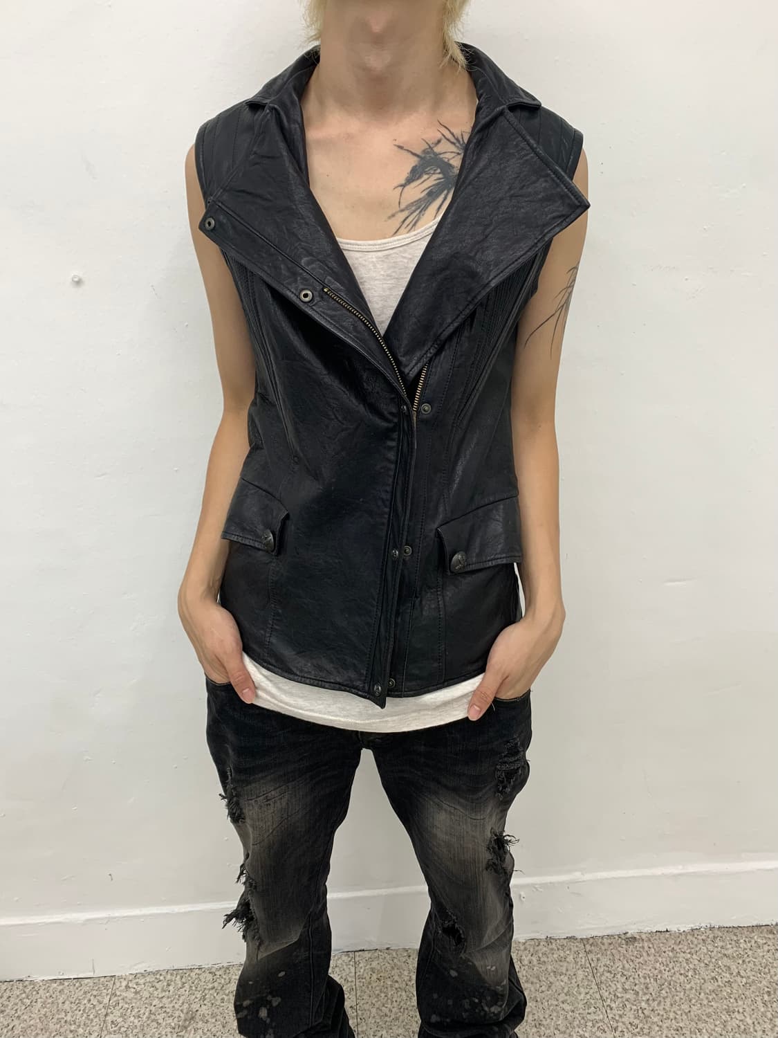 Lambskin leather asymmetrical vest  상품이미지4