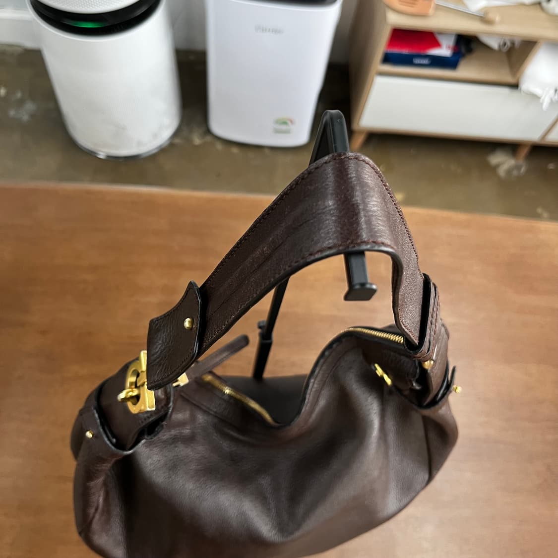 페레가모 레더 호보백 상품이미지5