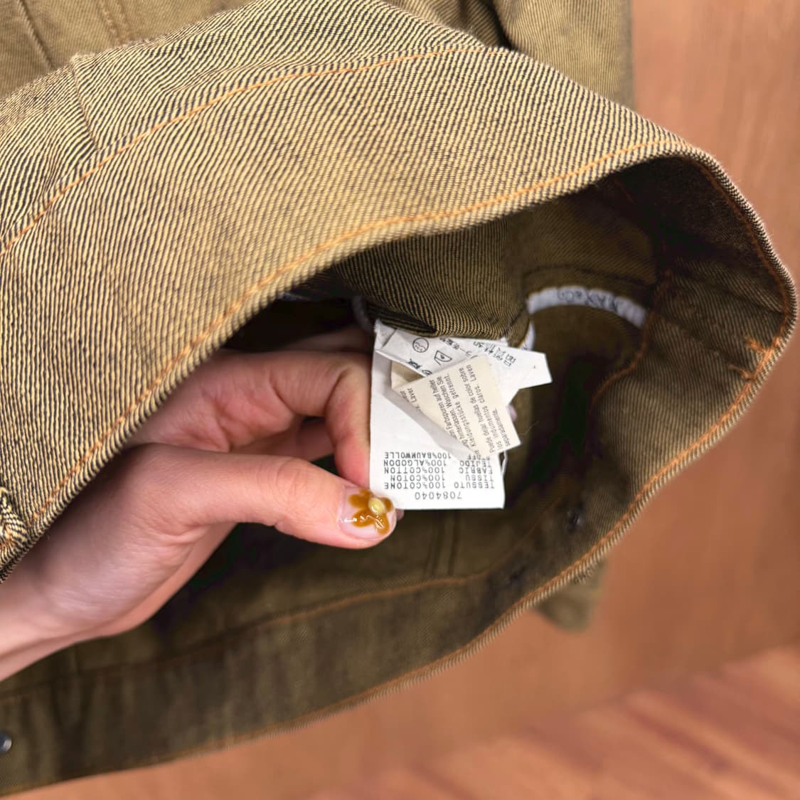 막스앤코 슬림핏 클래식 데님 트러커 자켓 버튼 플랩 포켓 디테일 카키 상품이미지7