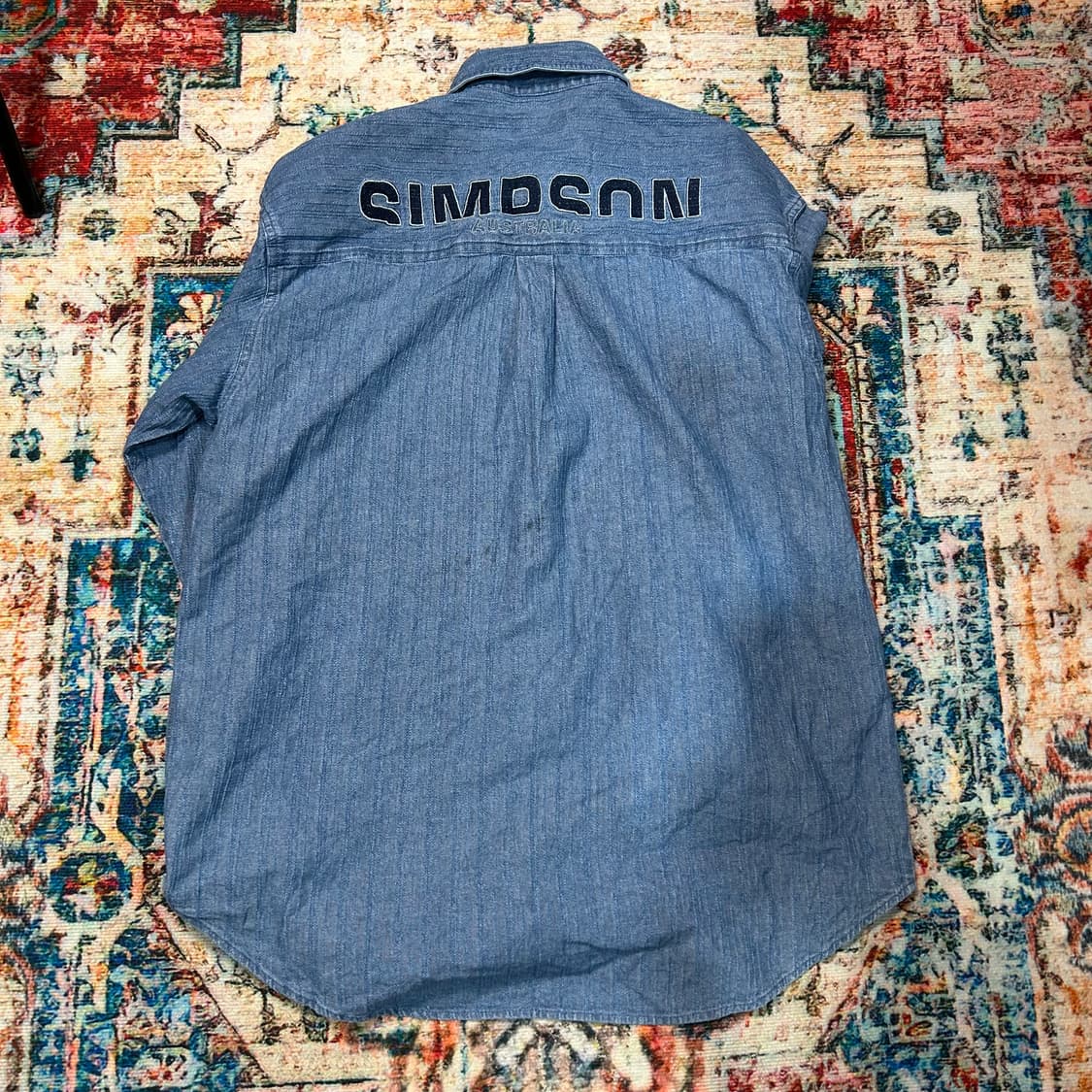 [L] 심슨(simpson) 자수 데님 셔츠 상품이미지2