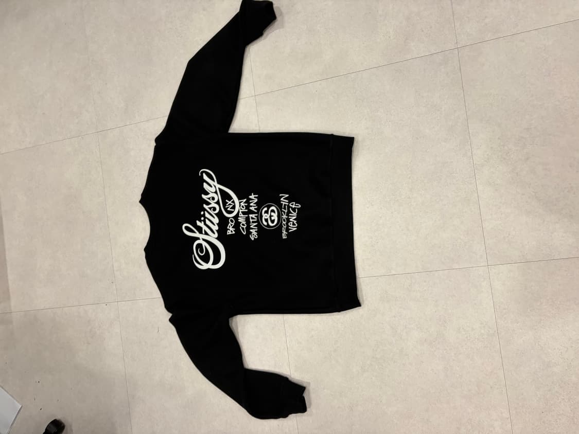 스투시 월드투어 맨투맨 상품이미지3