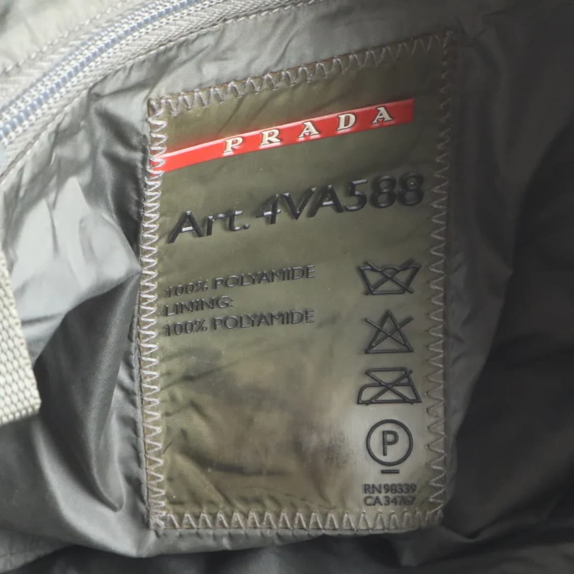 프라다 스포츠 버클 숄더백 상품이미지9