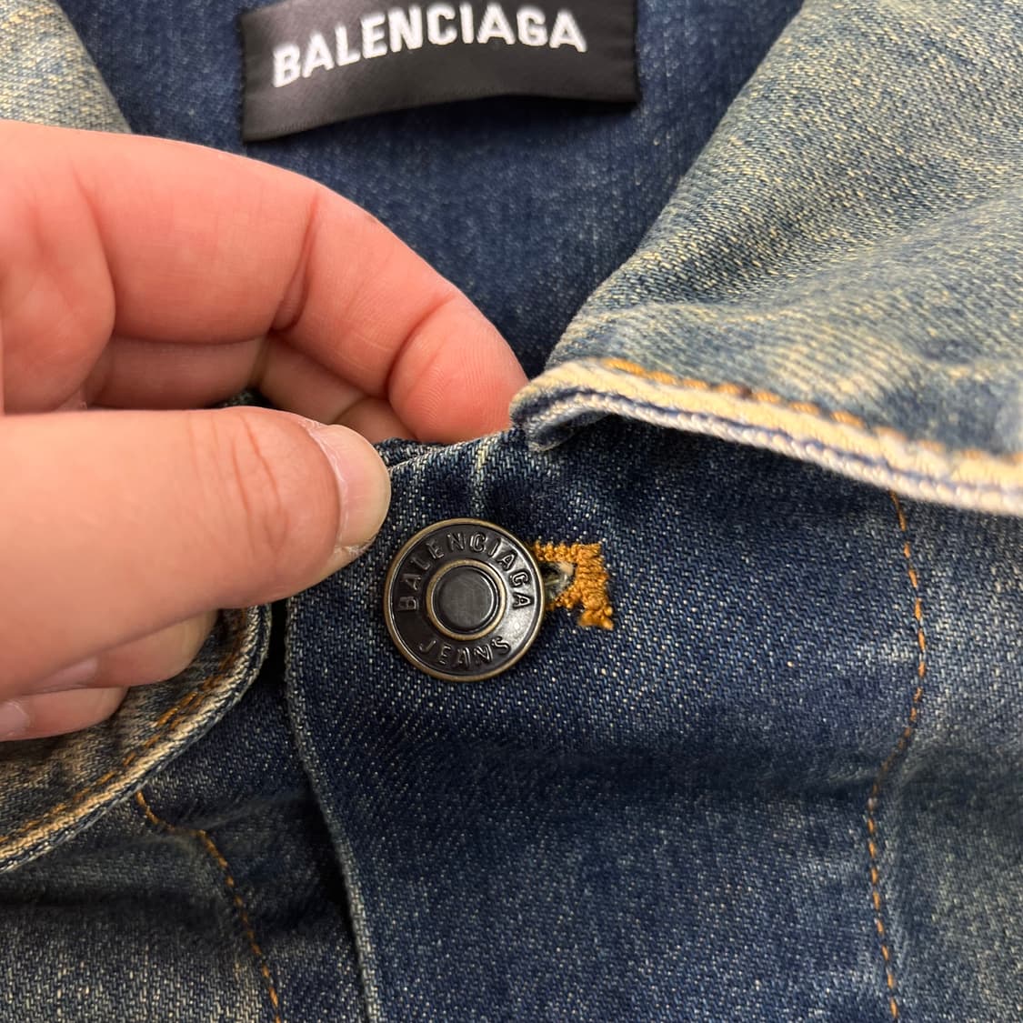 100 발렌시아가 2018 데님 자수 청자켓 상품이미지5