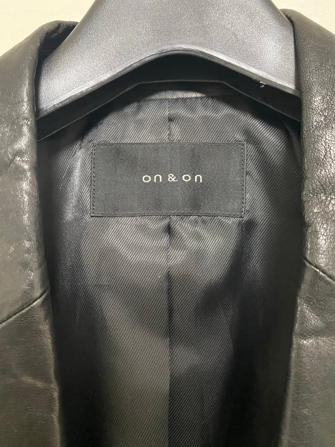 온앤온 가죽 블레이저 상품이미지2