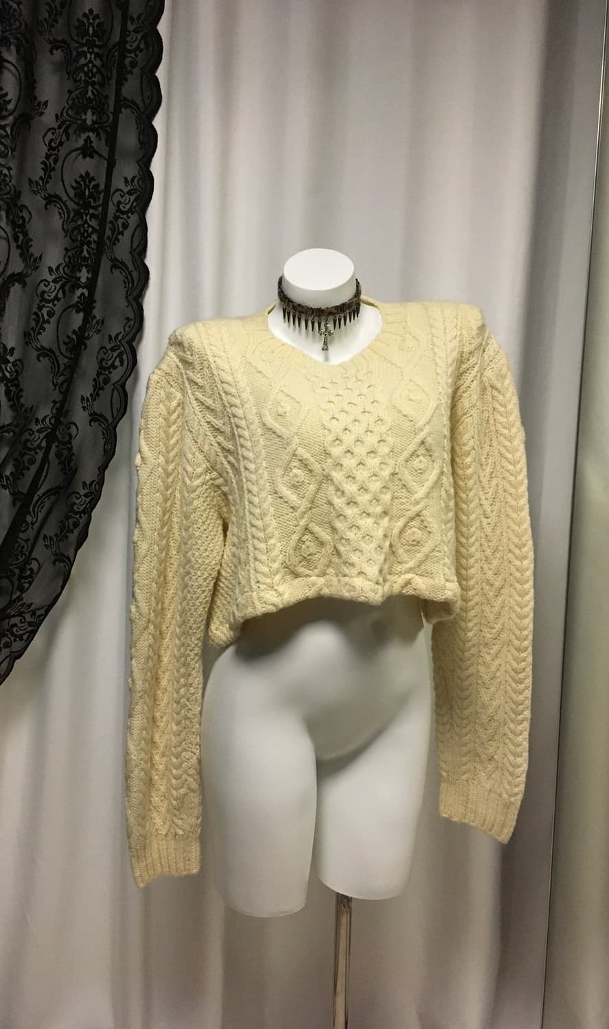 Vintage 나나 하치 커스텀 크롭 꽈배기 자수 니트 아이보리 상품이미지5