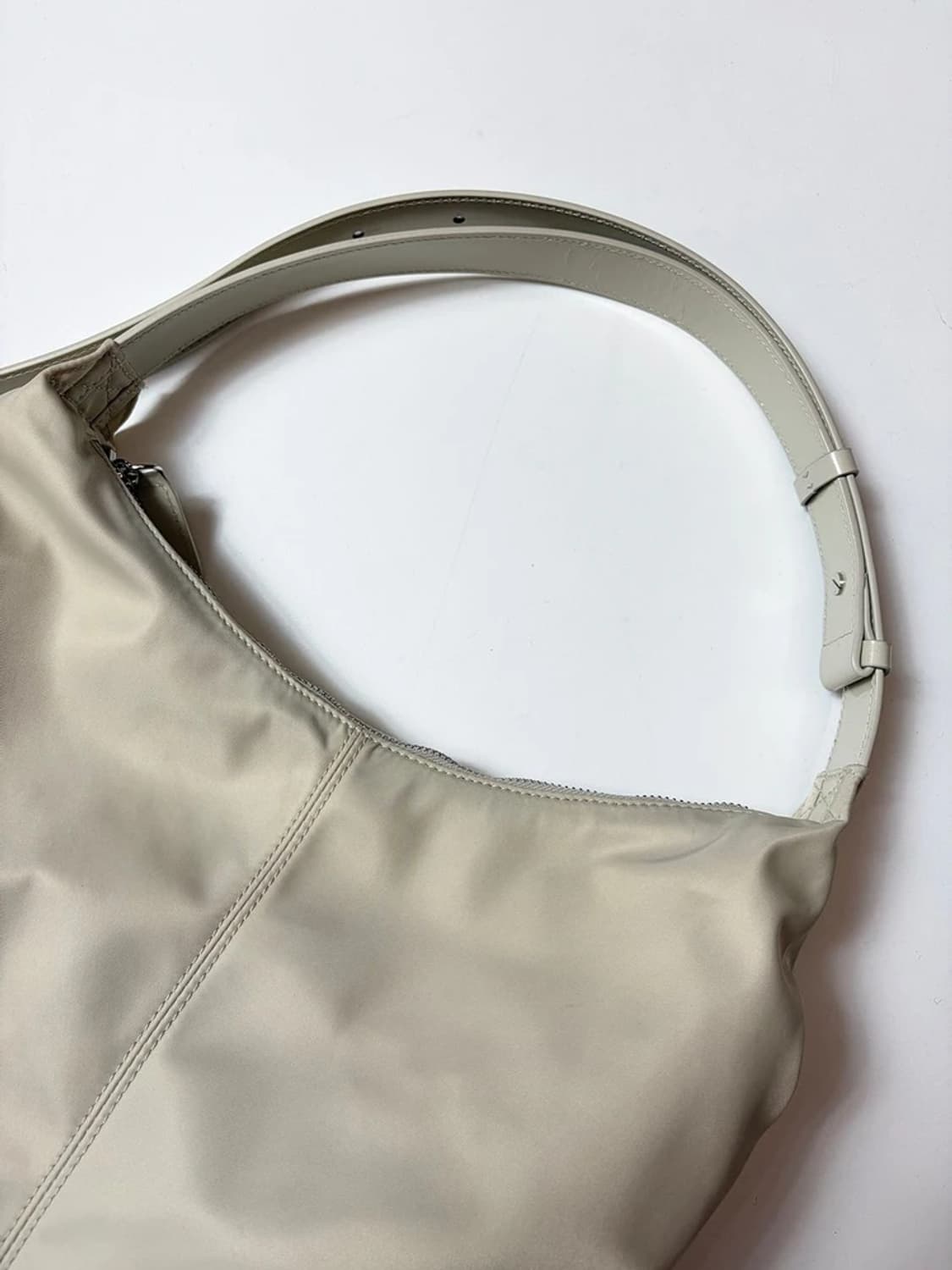 낫띵리튼 Nothing Written HT 나일론 숄더백 Q1450 상품이미지3