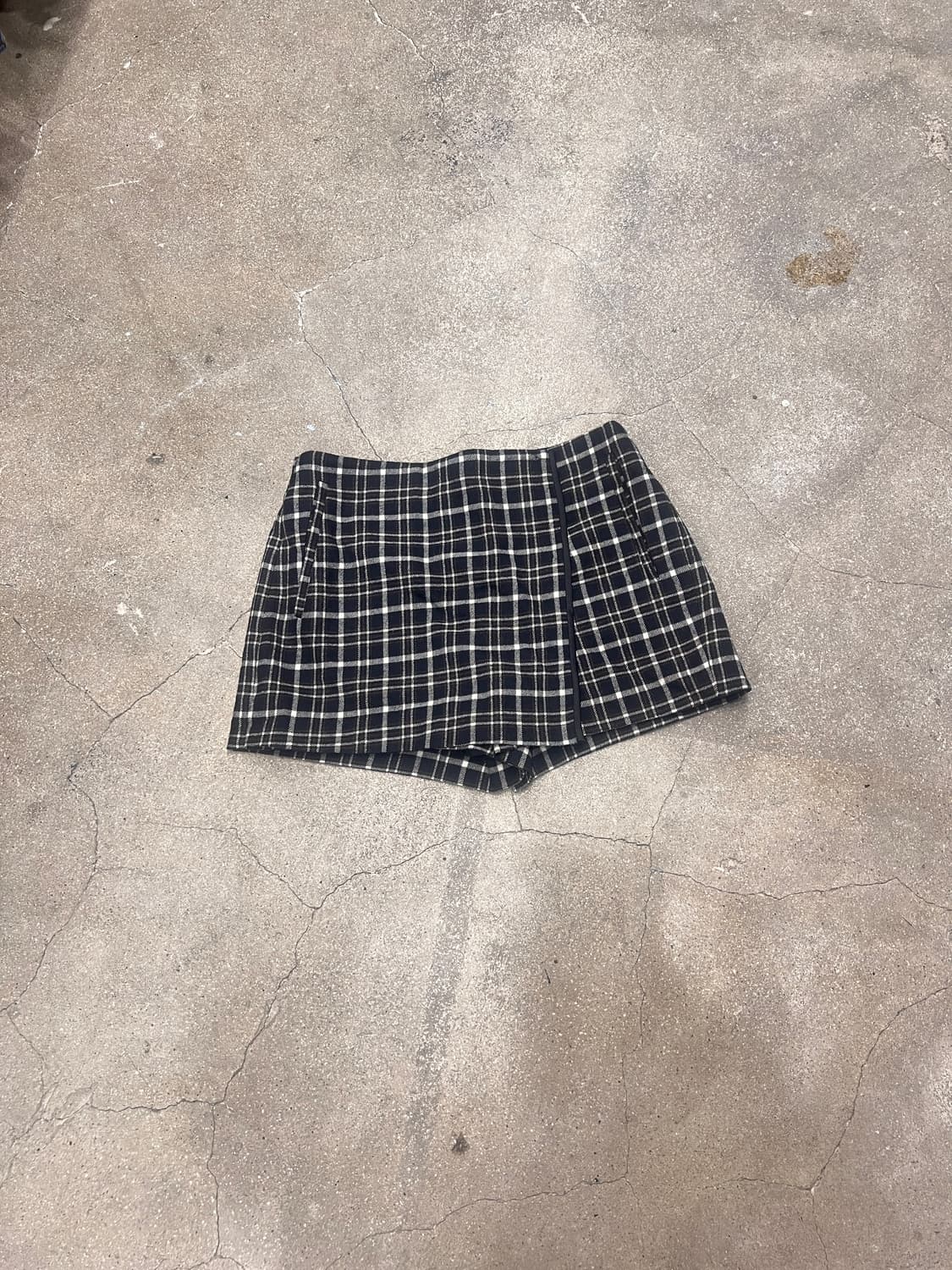 DeWL 울 미니 팬츠 상품이미지1