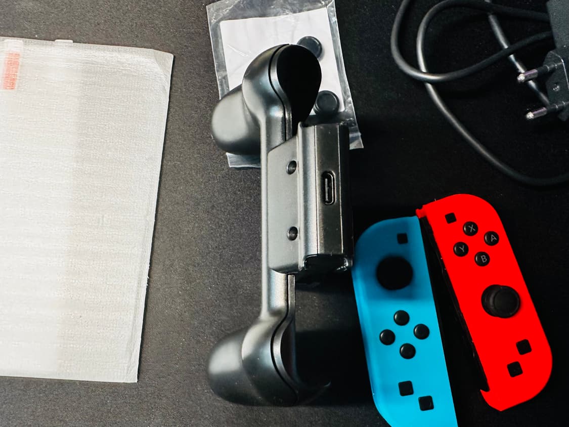 닌텐도 스위치 모동숲 에디션 + 추가 조이콘 등 판매 상품이미지5