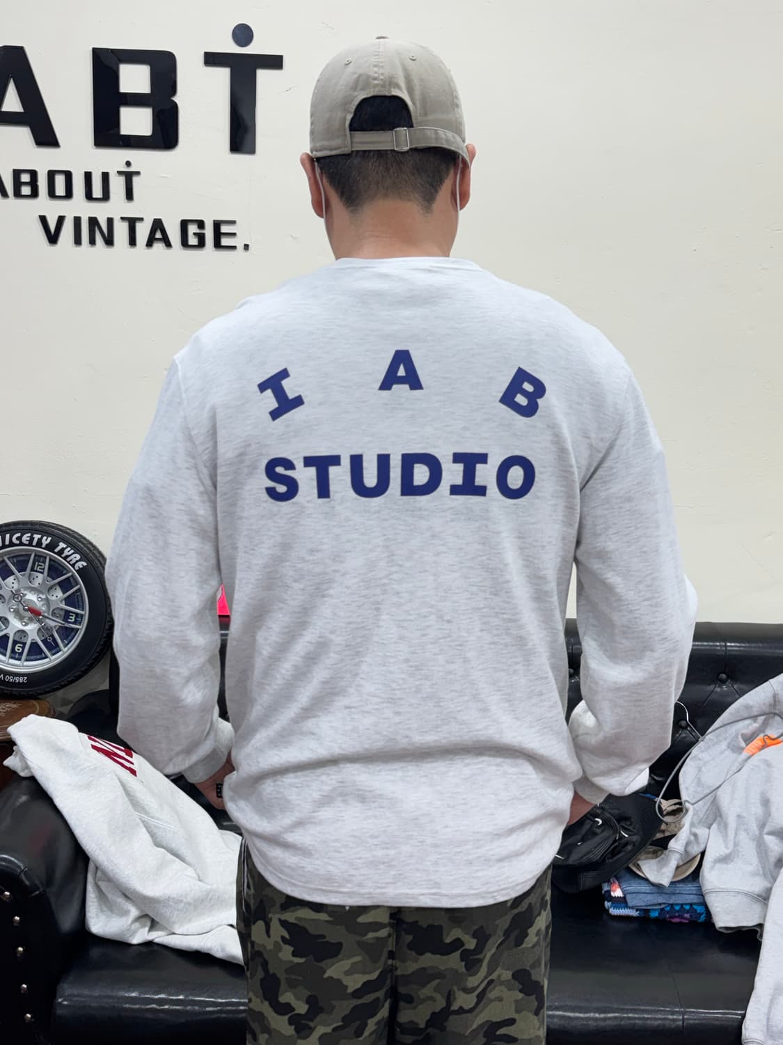 아이앱스튜디오 롱슬리브 라이트 그레이 L 상품이미지4