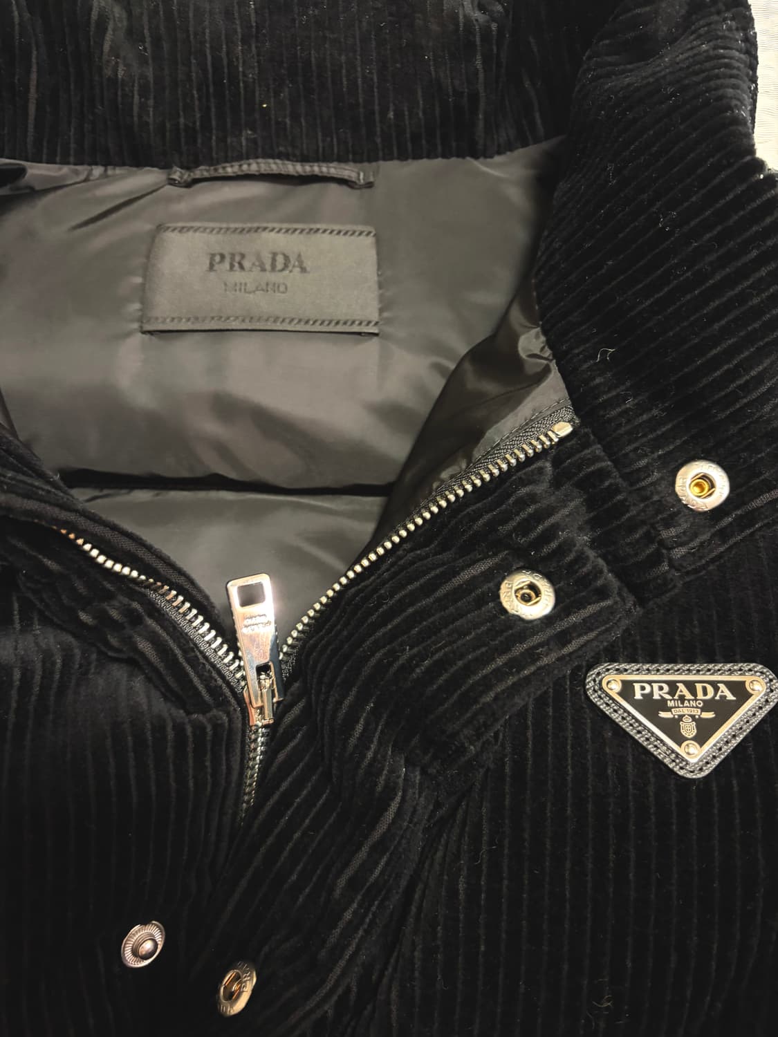 프라다 코듀로이 패딩 상품이미지4