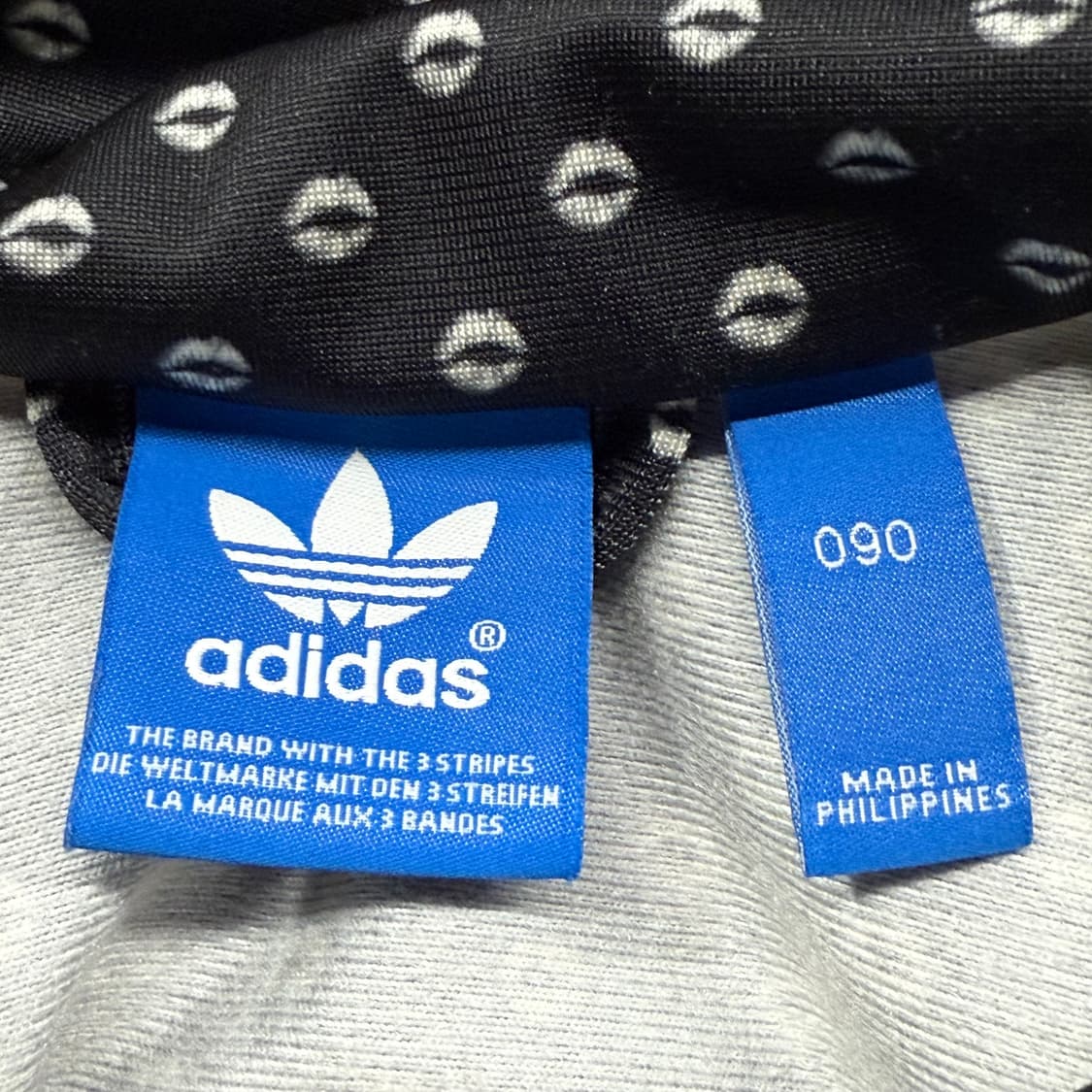 아디다스 립 도트 블랙 입술 져지 트랙탑 90 상품이미지5