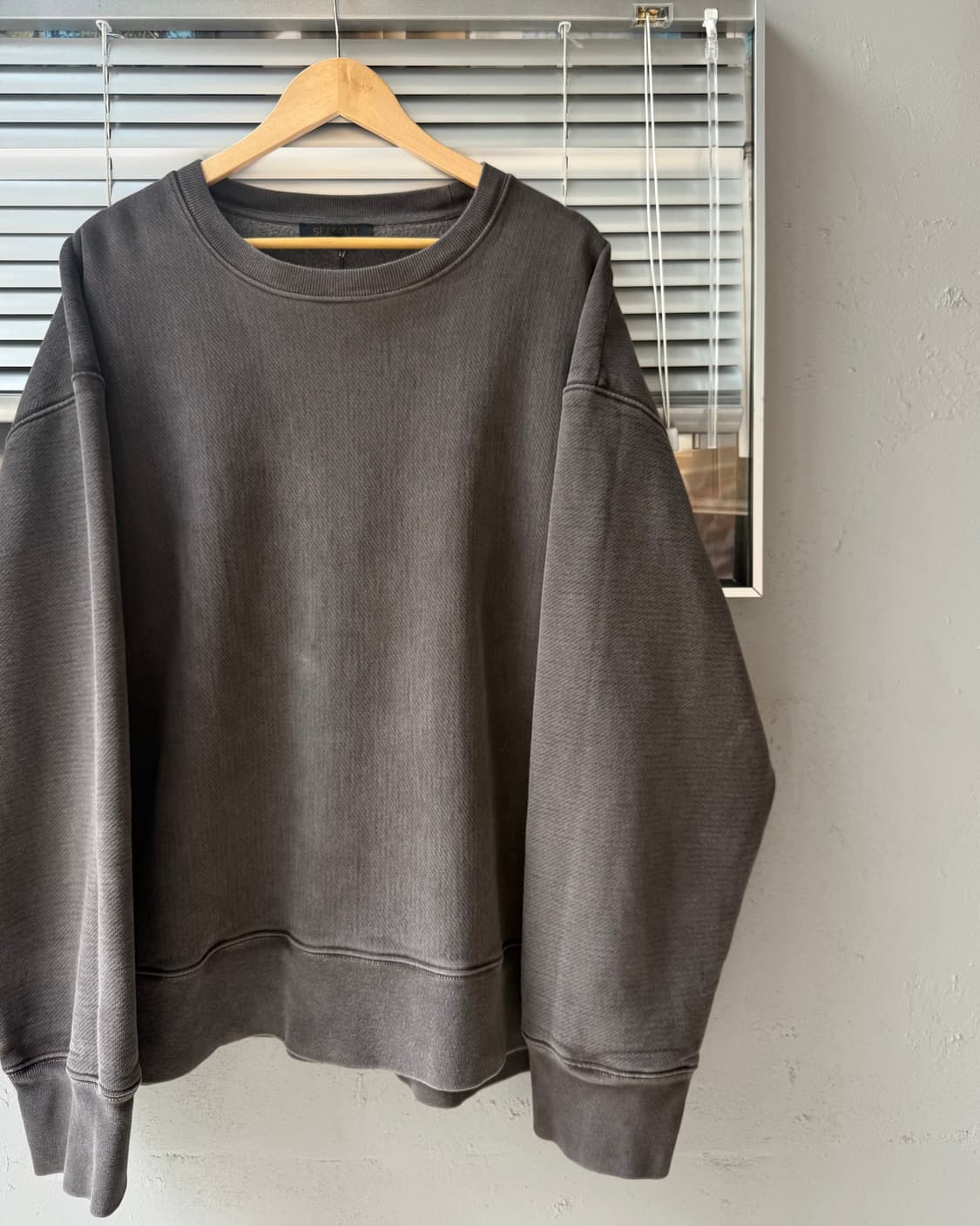 YEEZY SEASON 3 crewneck sweatshirt 상품이미지2
