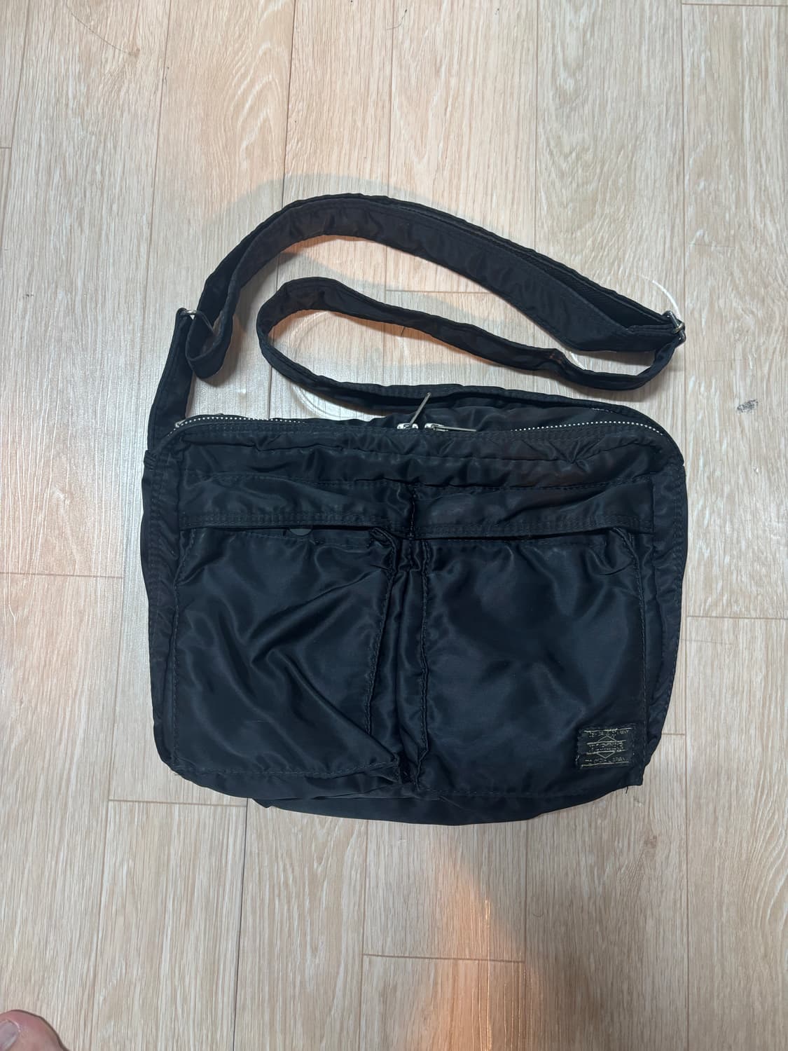 포터 탱커 숄더백 블랙 상품이미지1