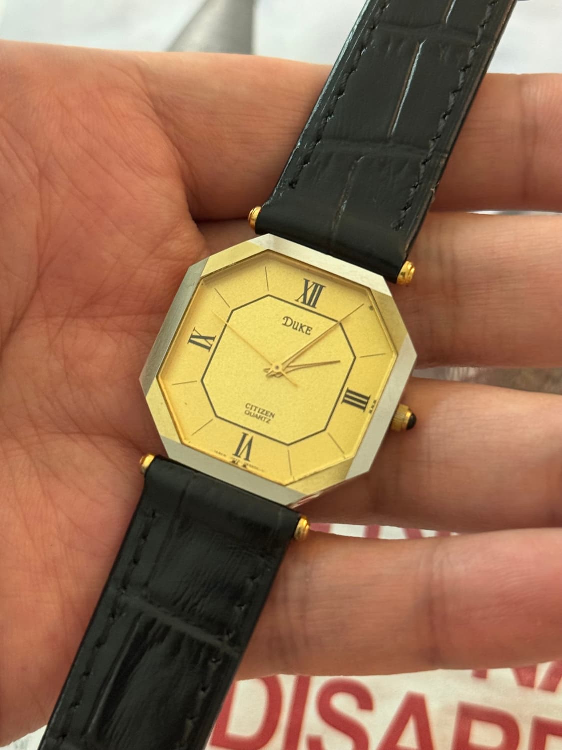 Citizen 시티즌 Duke 옥타곤 쿼츠 상품이미지3