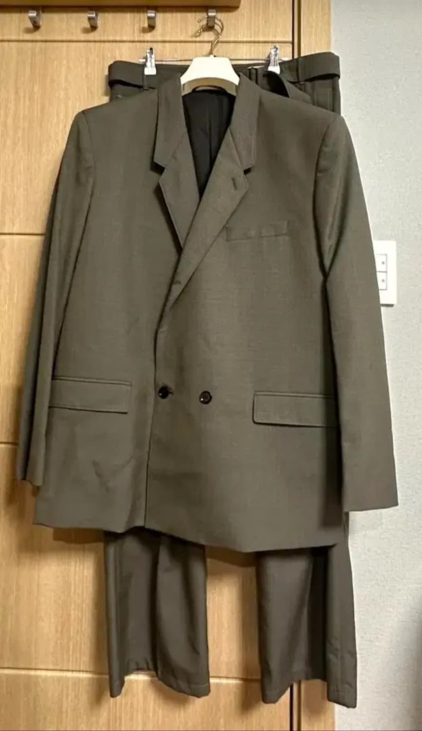 르메르 22fw steel beige Chinese 셋업 50 상품이미지2