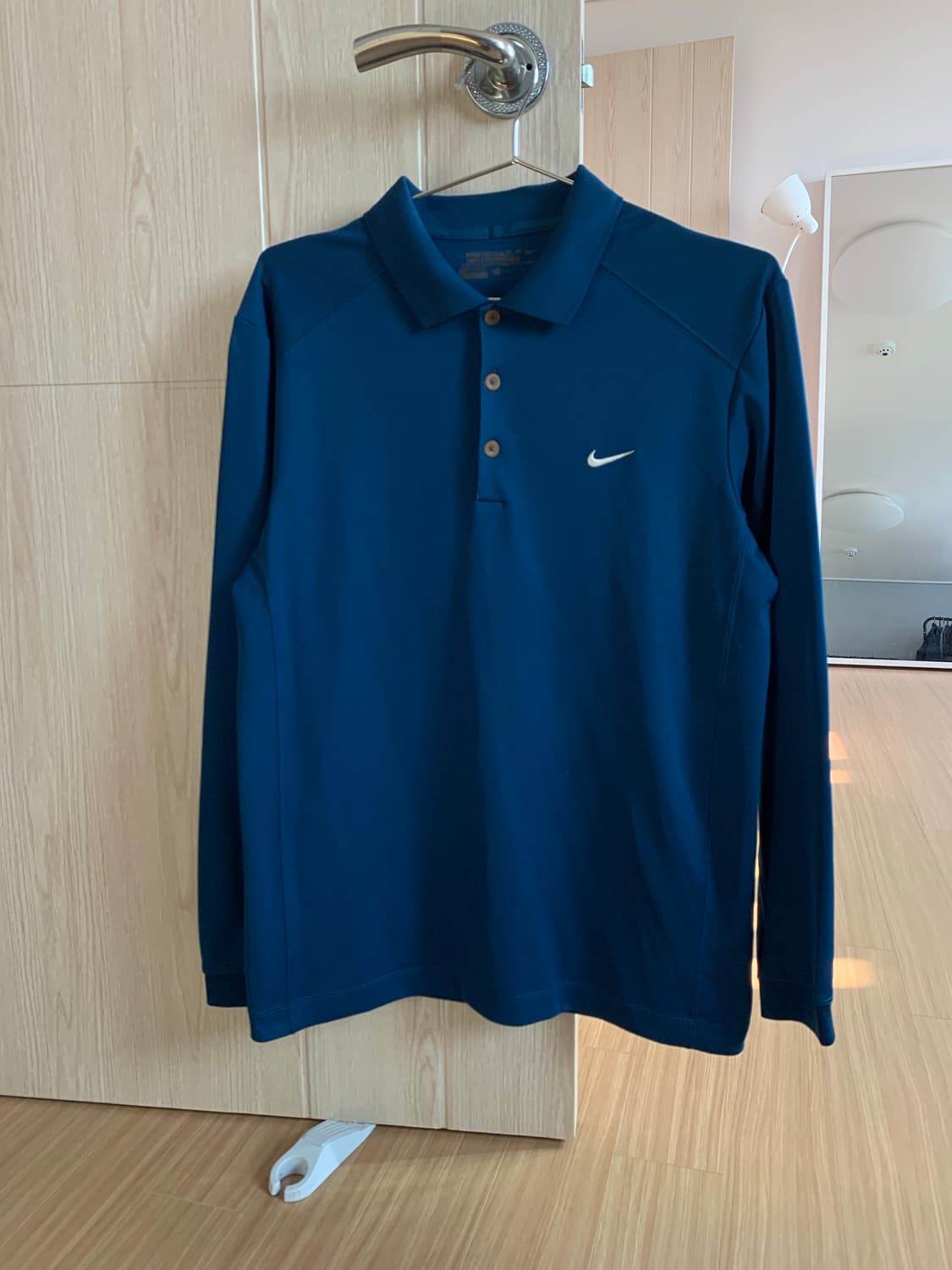 나이키 기능성 긴팔 카라티 상품이미지1