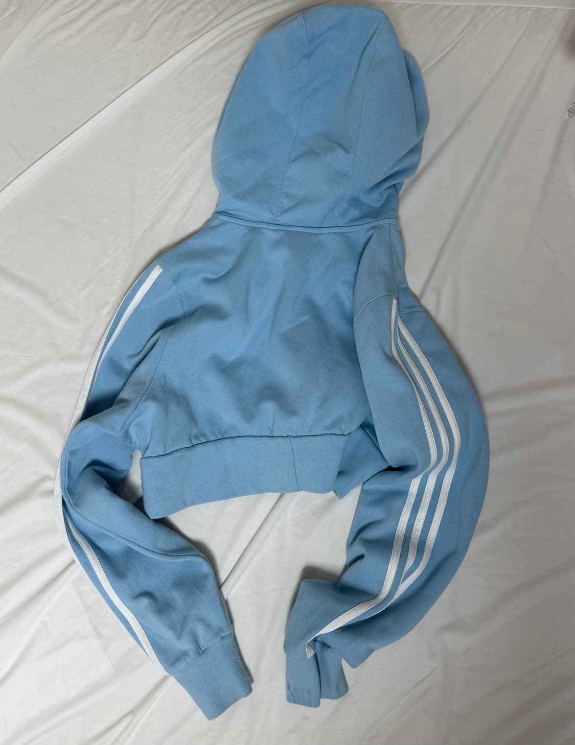 아디다스 커스텀 크롭 스카이블루 져지 집업 상품이미지2