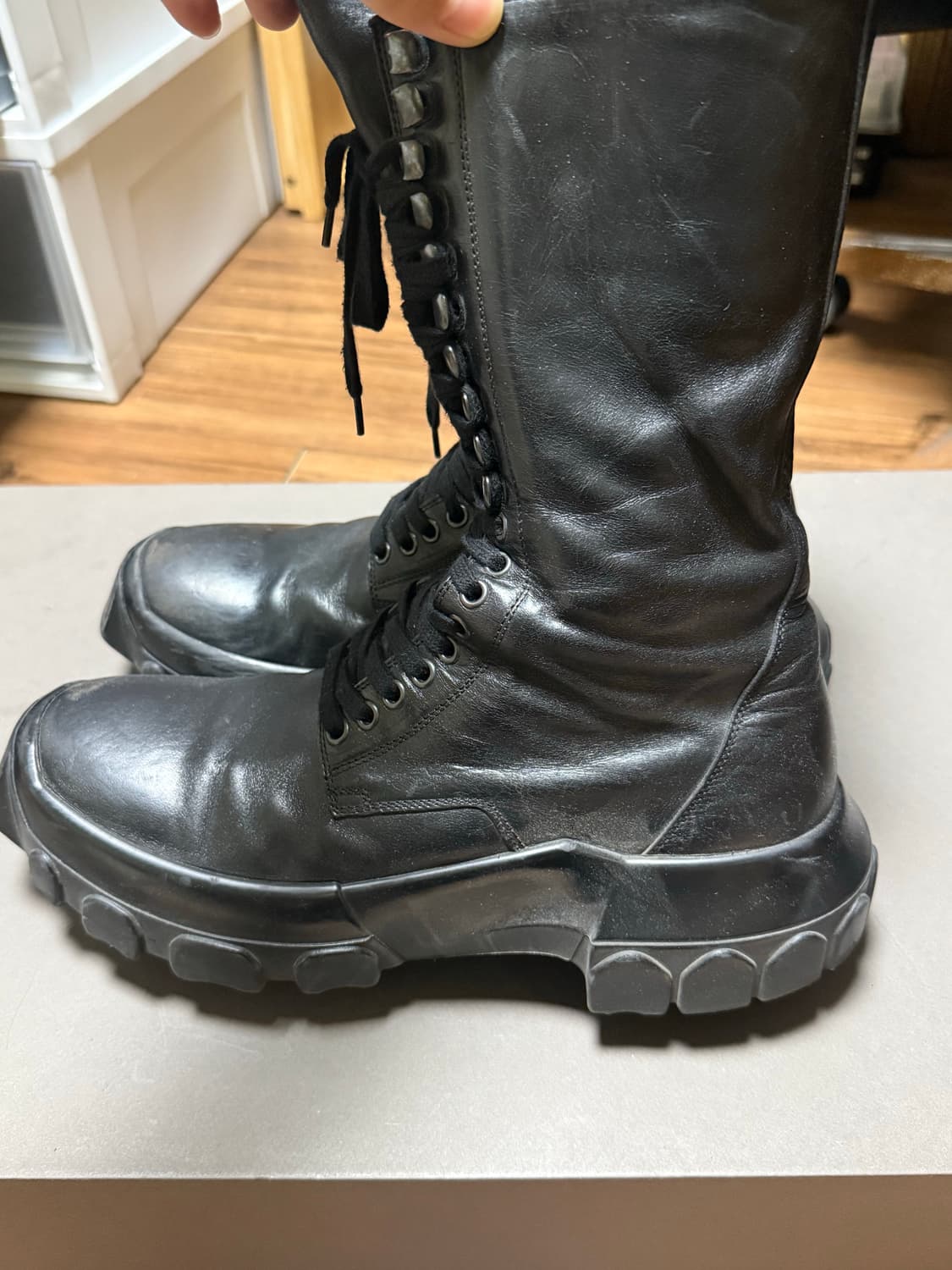 릭오웬스 18FW 시시포스 트랙터 부츠 상품이미지3