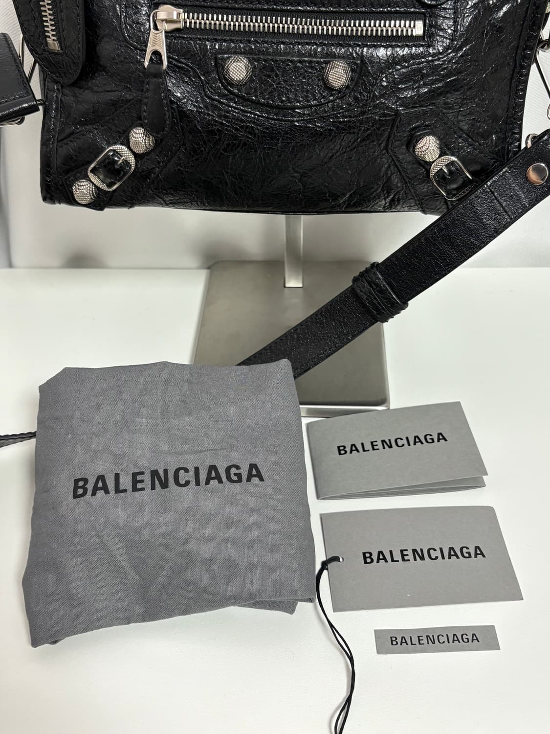 발렌시아가 자이언트 모터 미니 블랙 상품이미지9