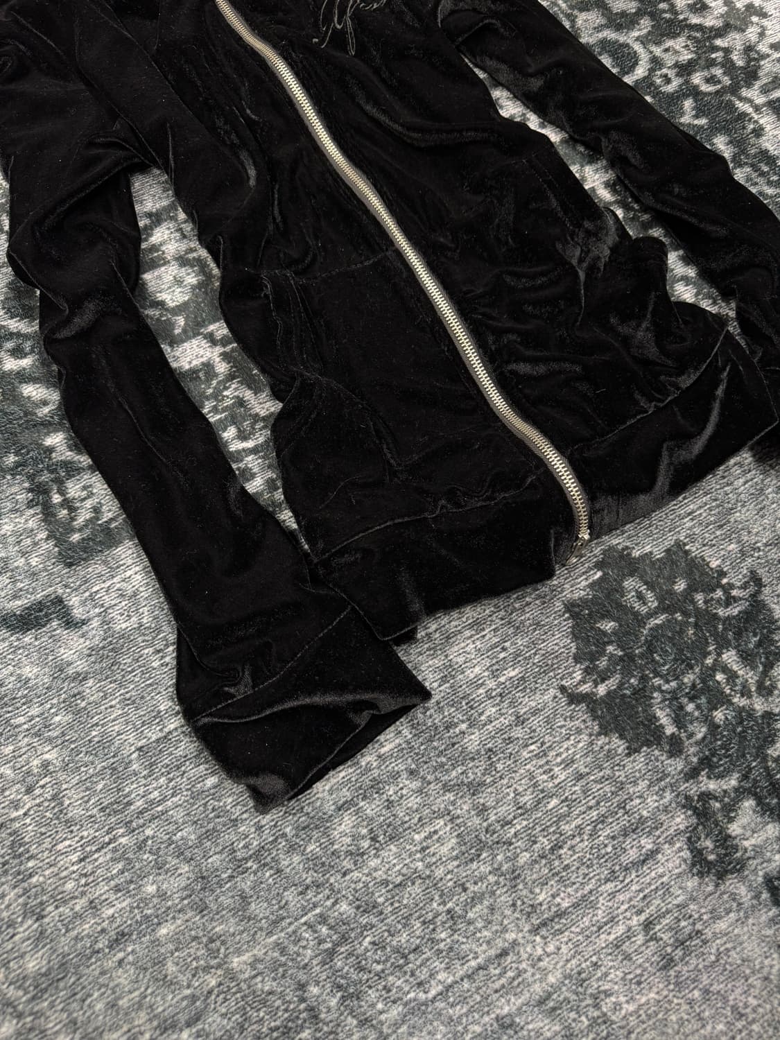 Xfrm logo black velour hoodie 상품이미지4