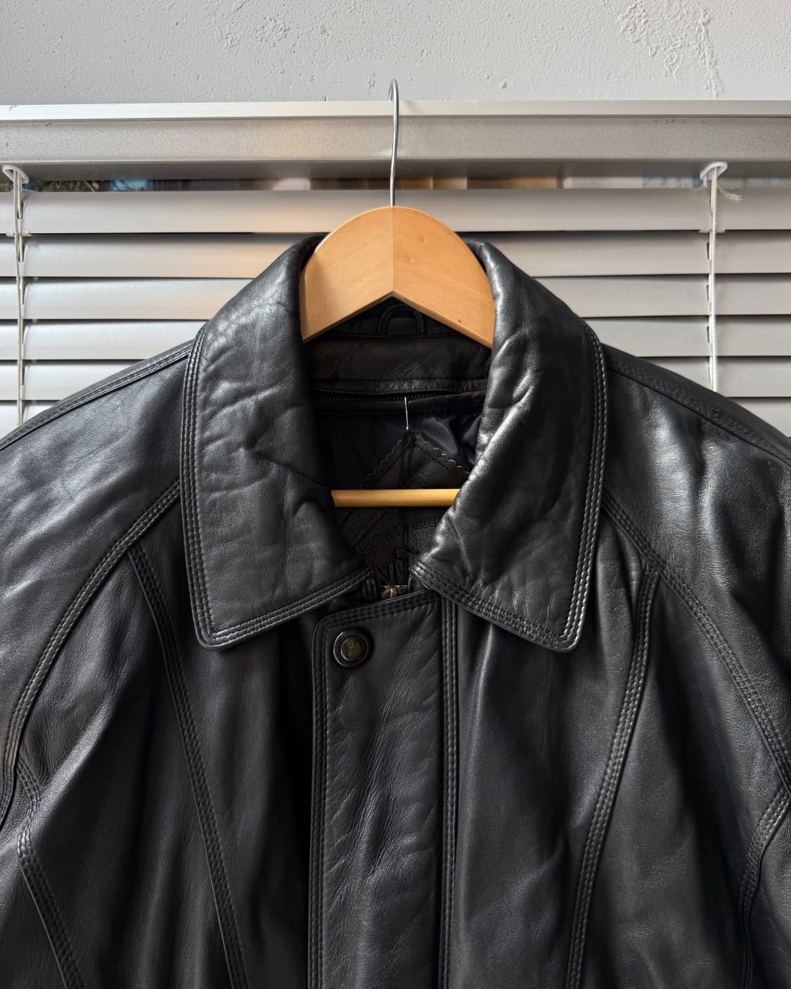 Indian 90s lambskin bomber jacket 상품이미지3