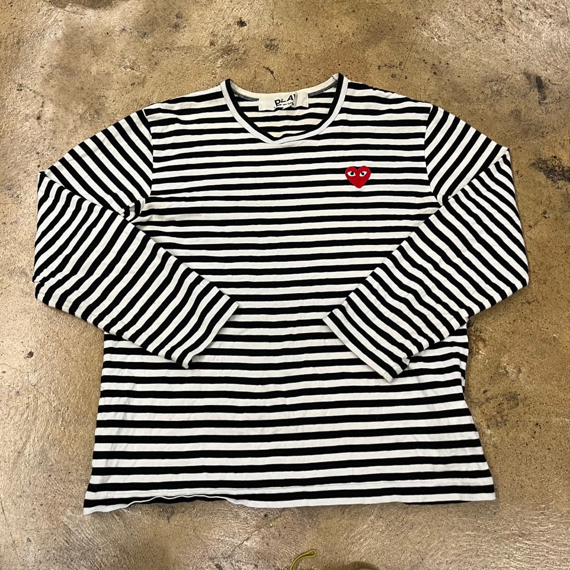 꼼데가르송 블랙 스트라이프 긴팔티셔츠 상품이미지2