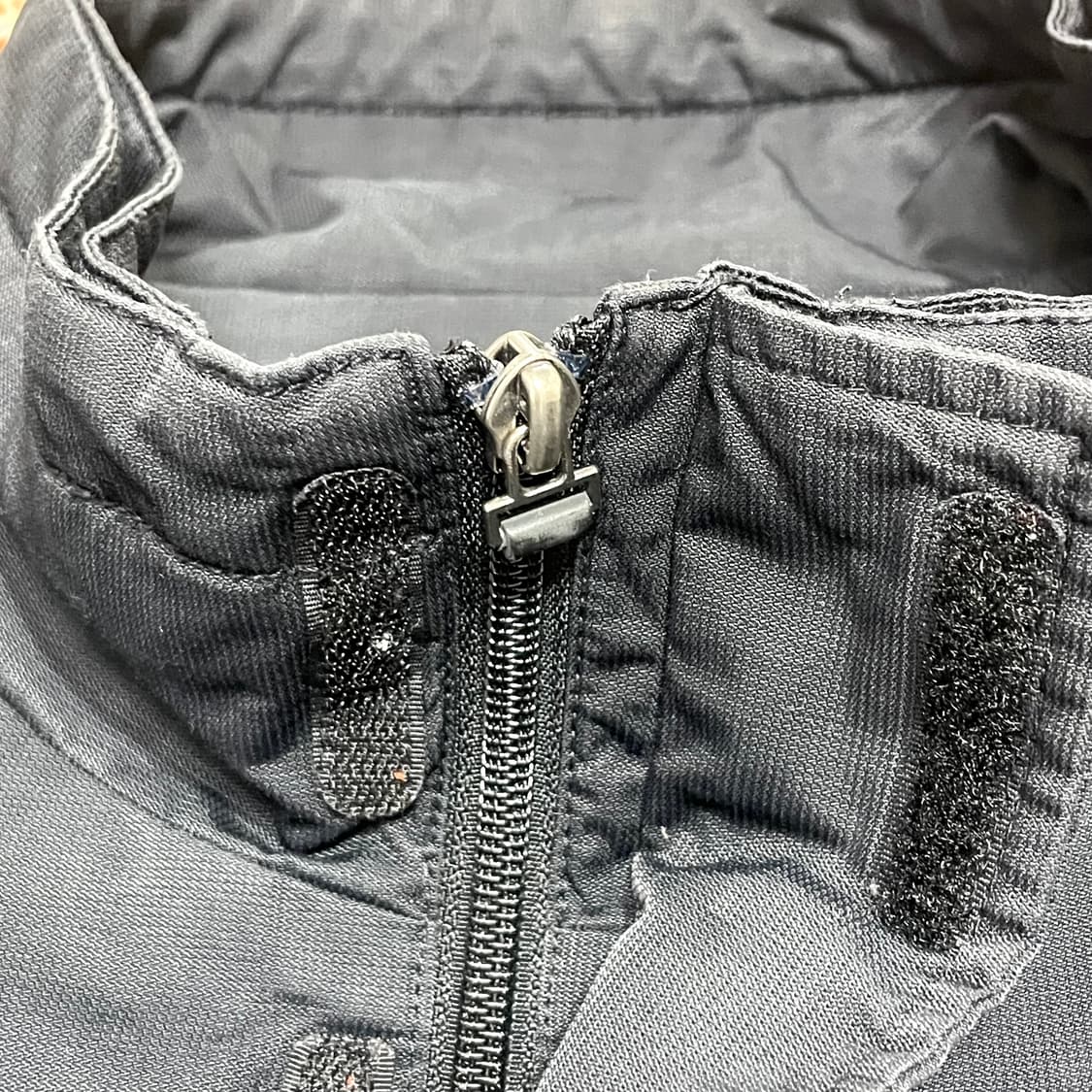 빈폴스포츠 블랙 바람막이 점퍼 남성95 상품이미지3