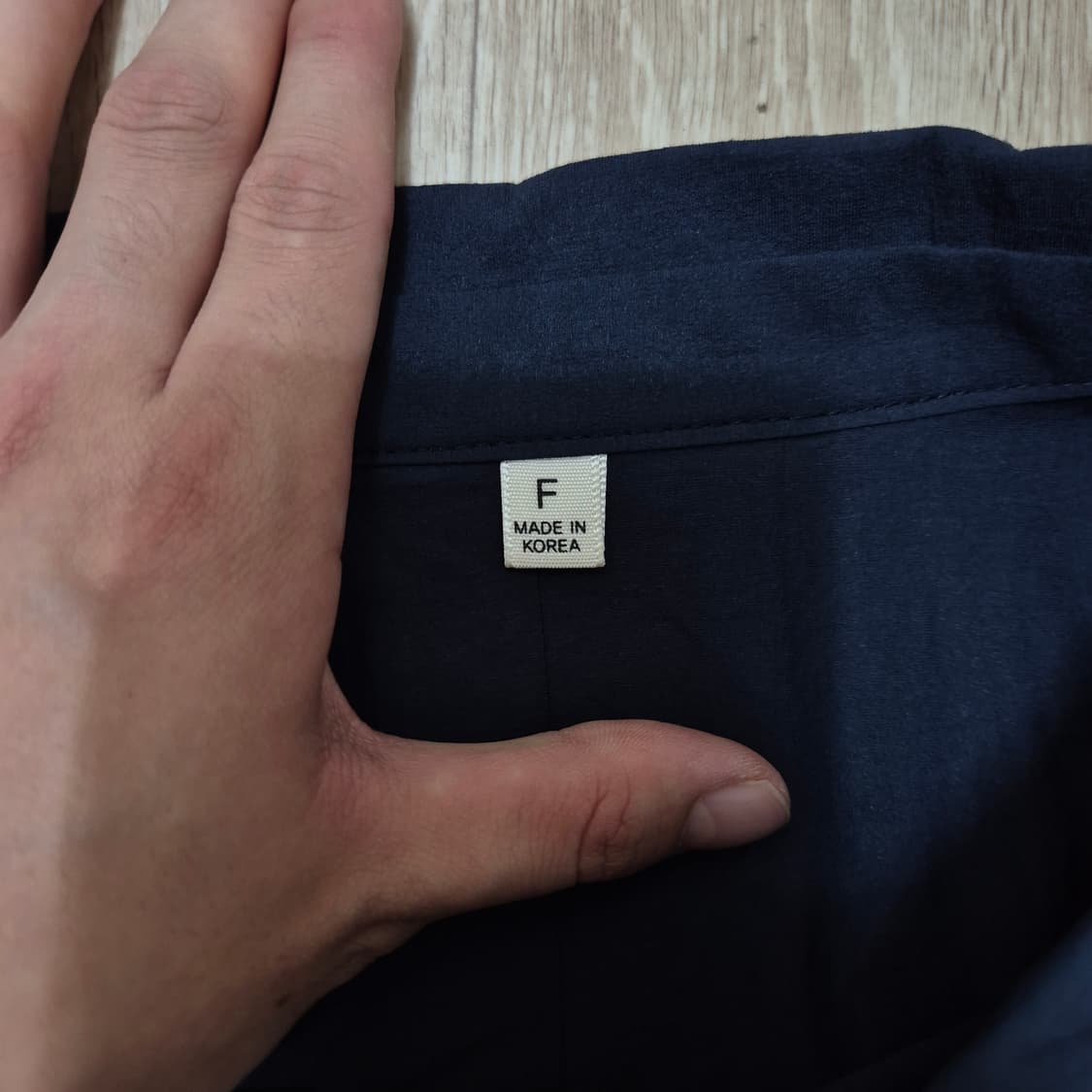 미우미우 크롭 카라 반팔 셔츠 상품이미지5