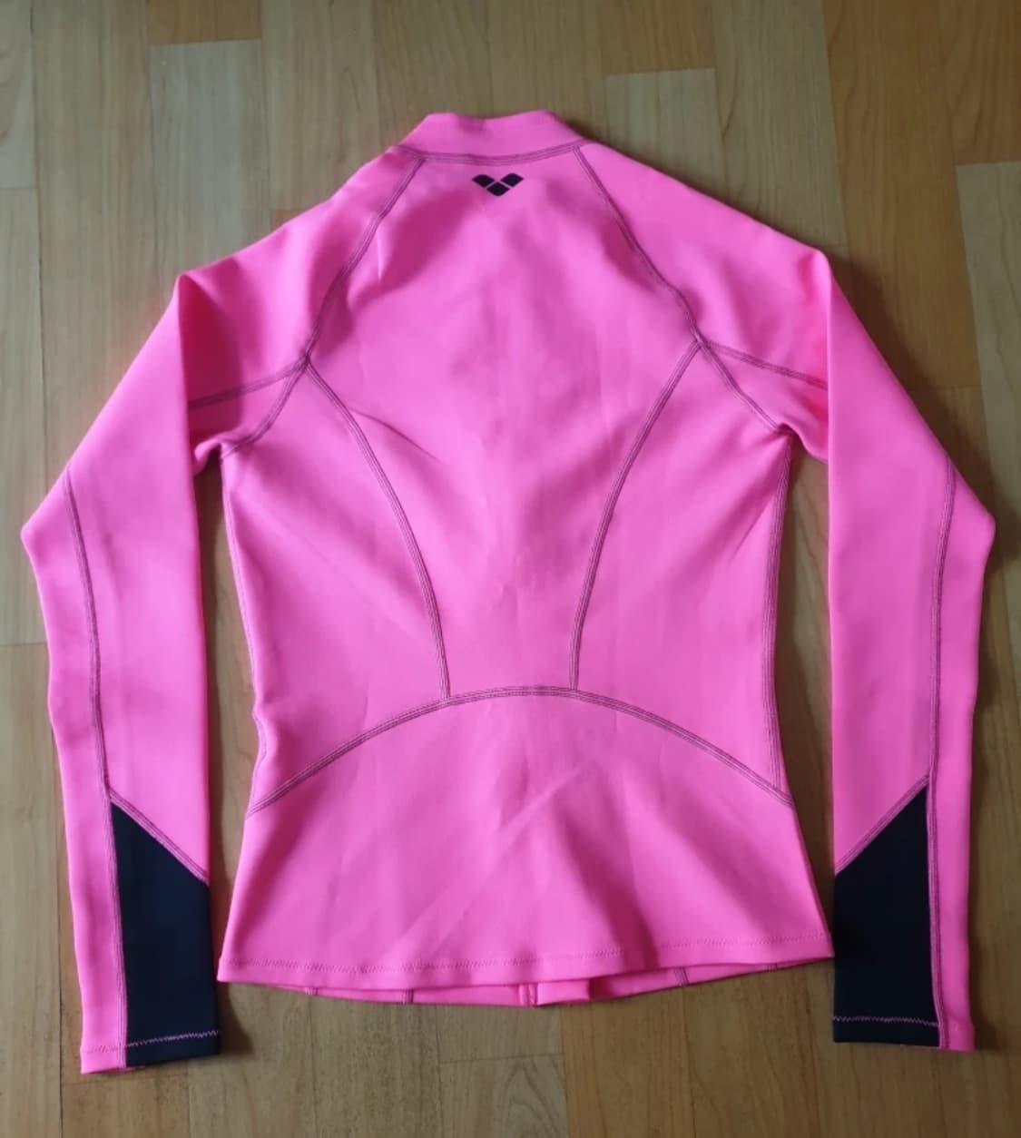 아레나 집업 레쉬가드 상의 미착용 새상품 가격인하  상품이미지3