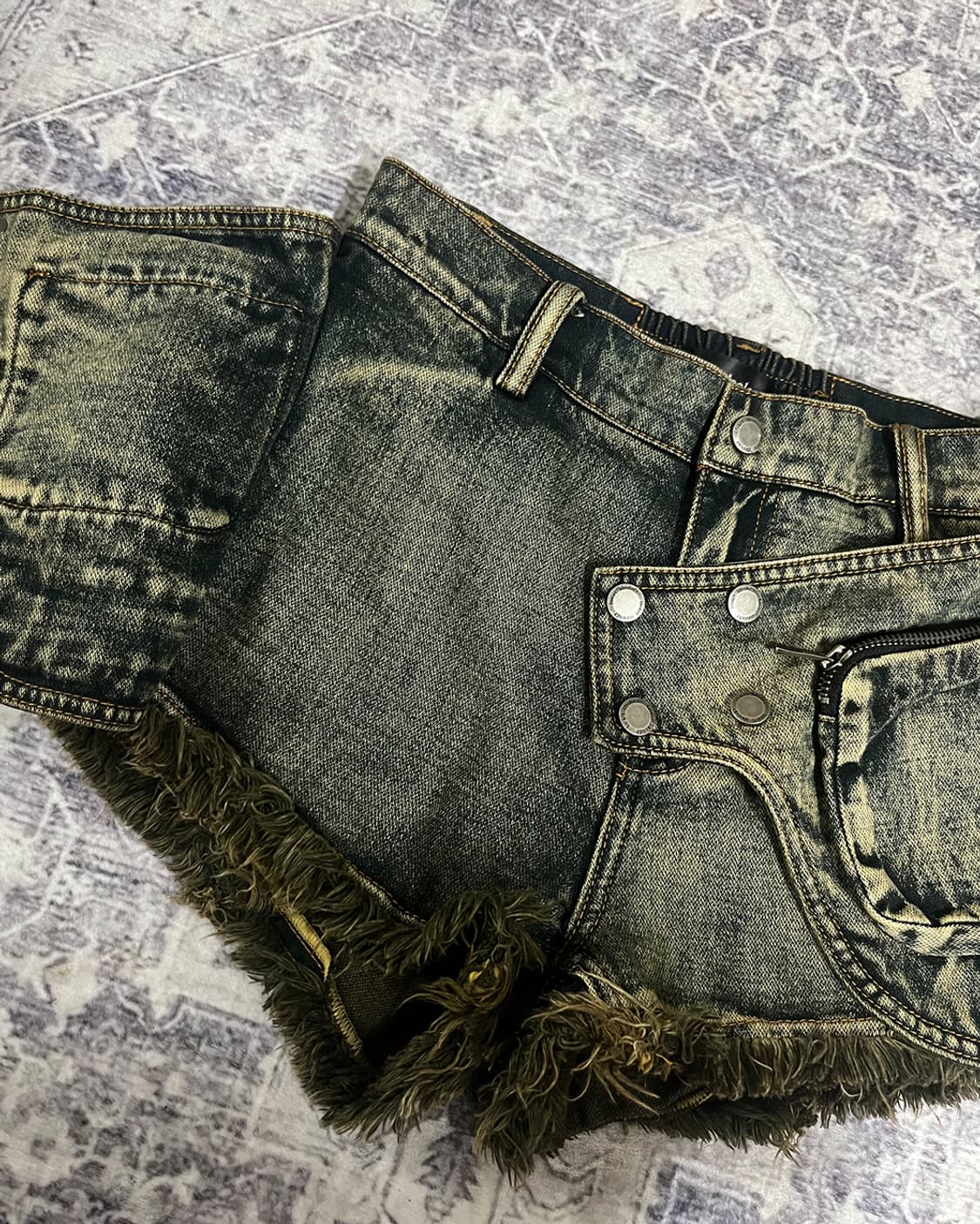 Grunge Zip Pocket Denim Shorts 상품이미지5