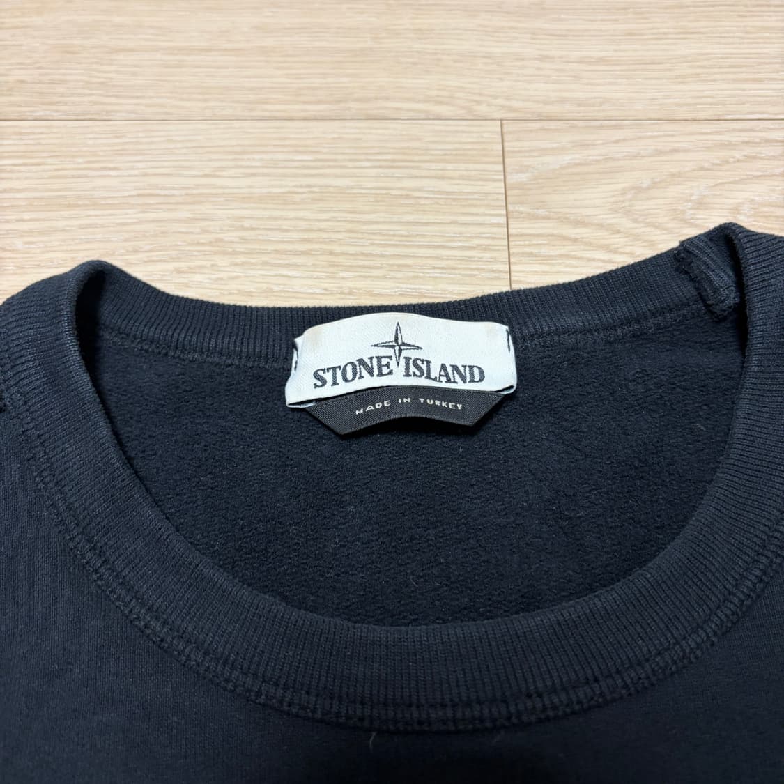 스톤아일랜드 블랙 맨투맨  상품이미지5