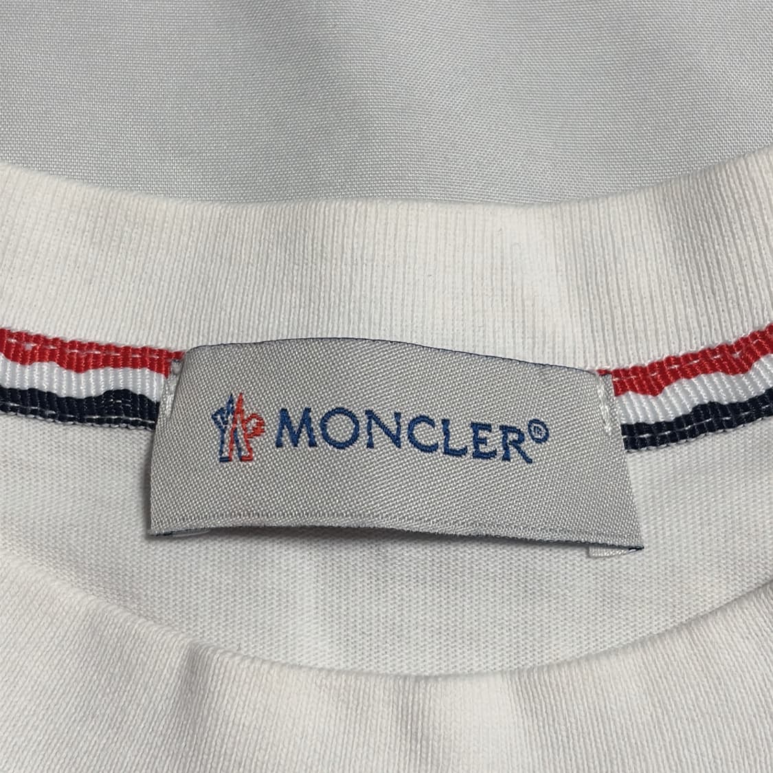 몽클레어 반팔티 2XL 상품이미지4