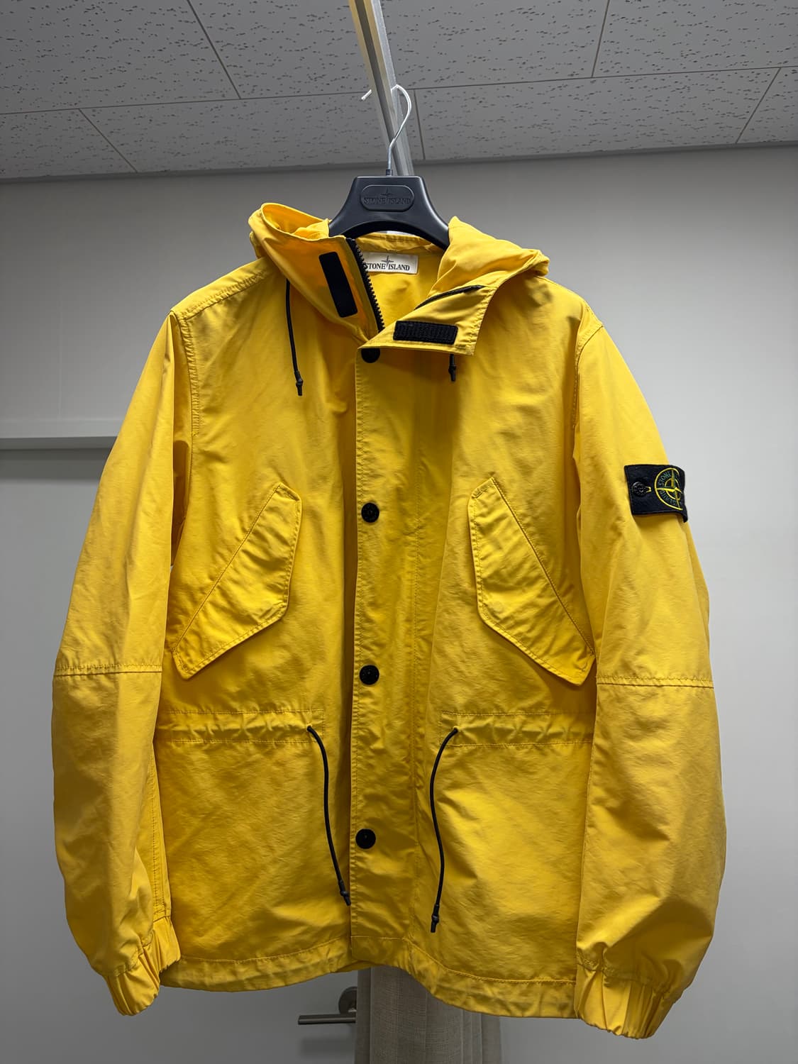 스톤아일랜드 마이크로 랩스 야상 M 상품이미지1