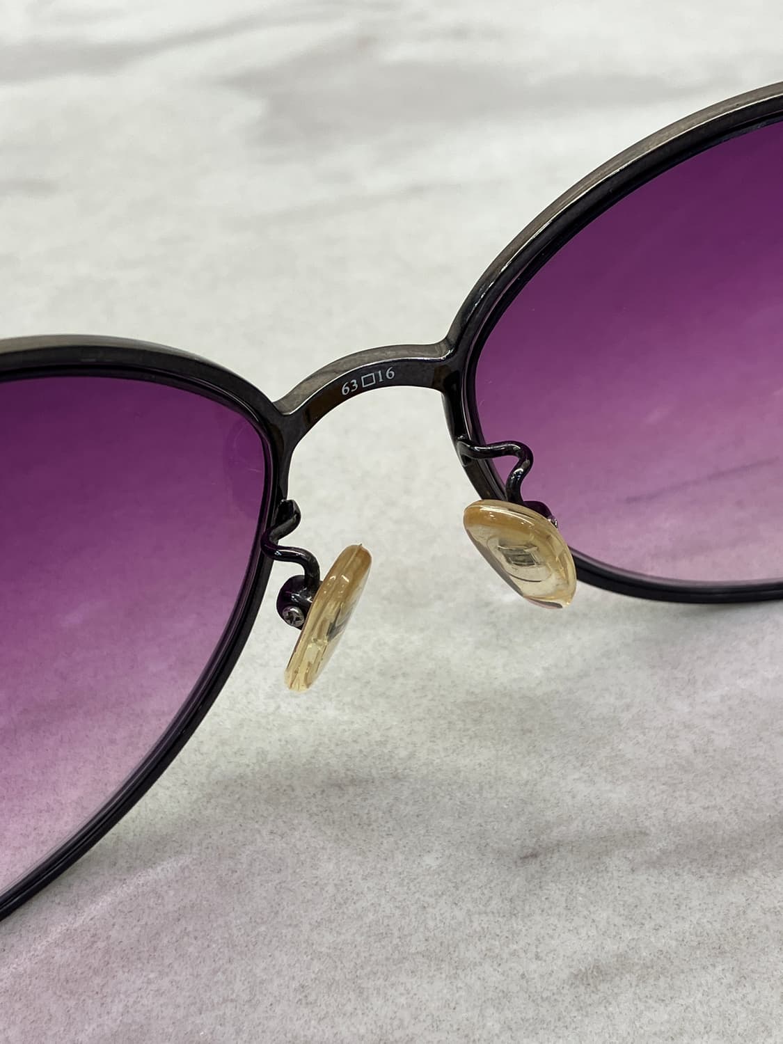 니나리치 NINA RICCI 커브드 선글라스(34g) 상품이미지4