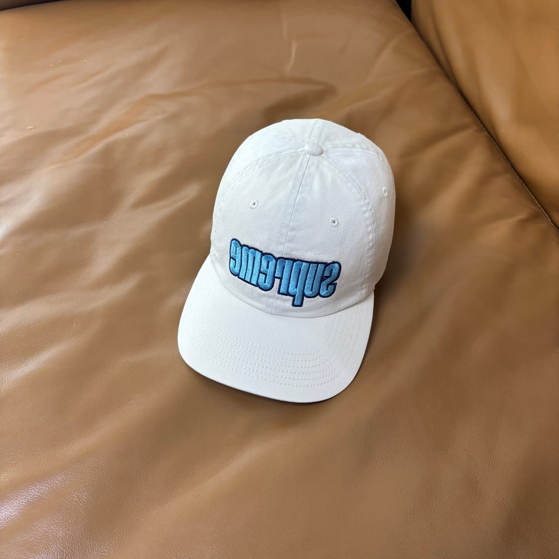 Supreme 슈프림 리버스 로고 화이트 6패널 볼캡 모자 (White) 상품이미지1