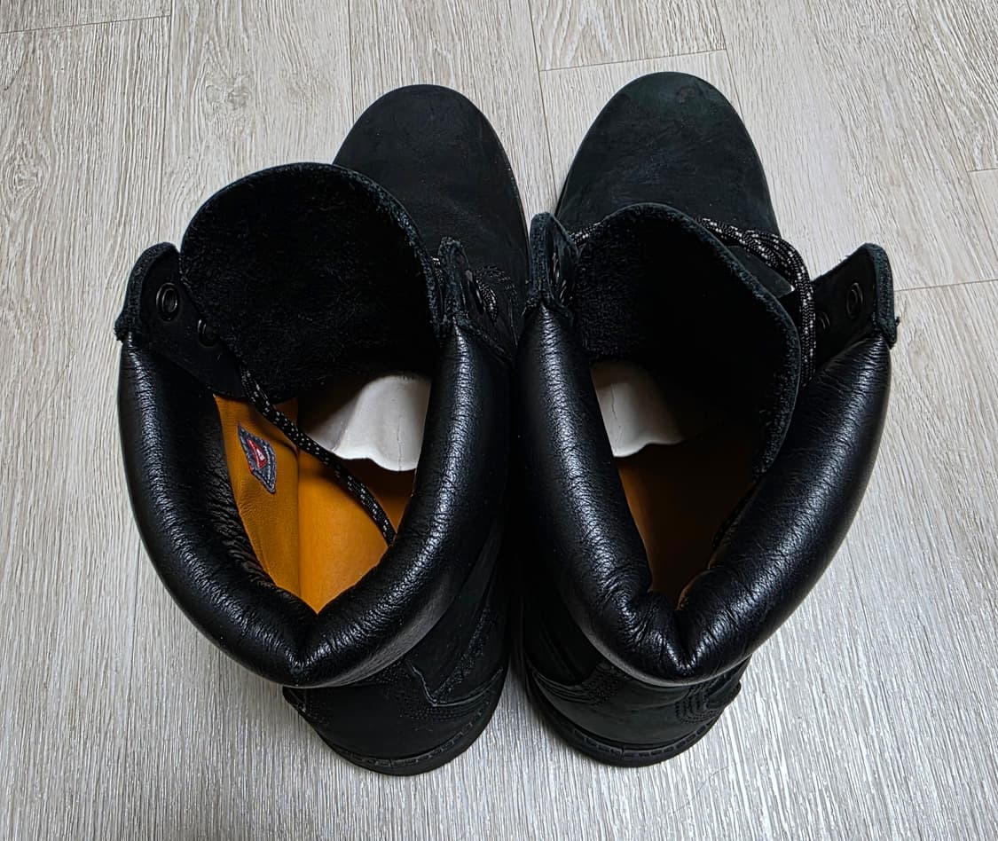 팀버랜드 블랙 6인치 프리미엄 누벅부츠(270~275) 상품이미지5