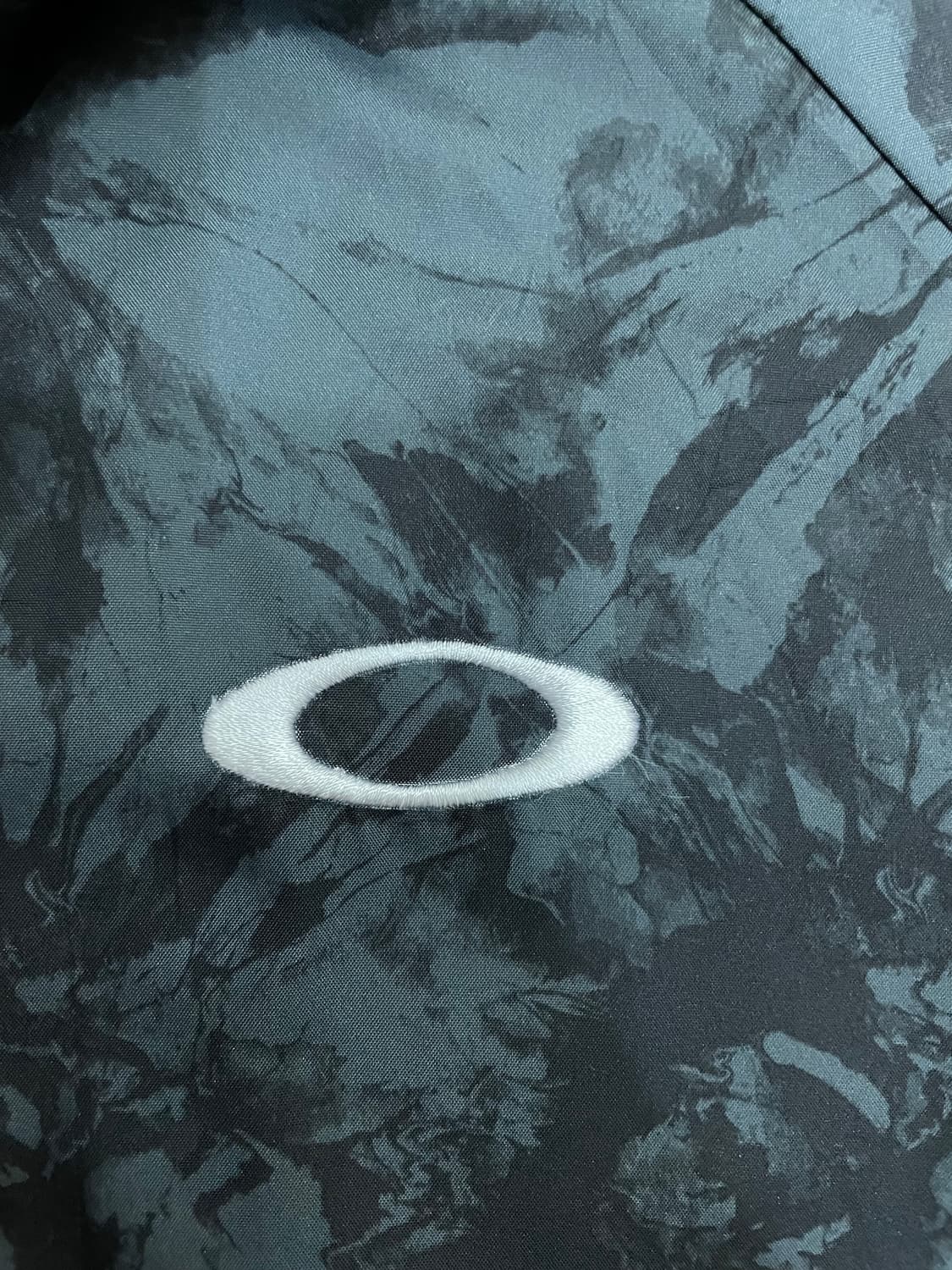 오클리 OAKLEY 고프코어 패턴 바람막이 상품이미지4