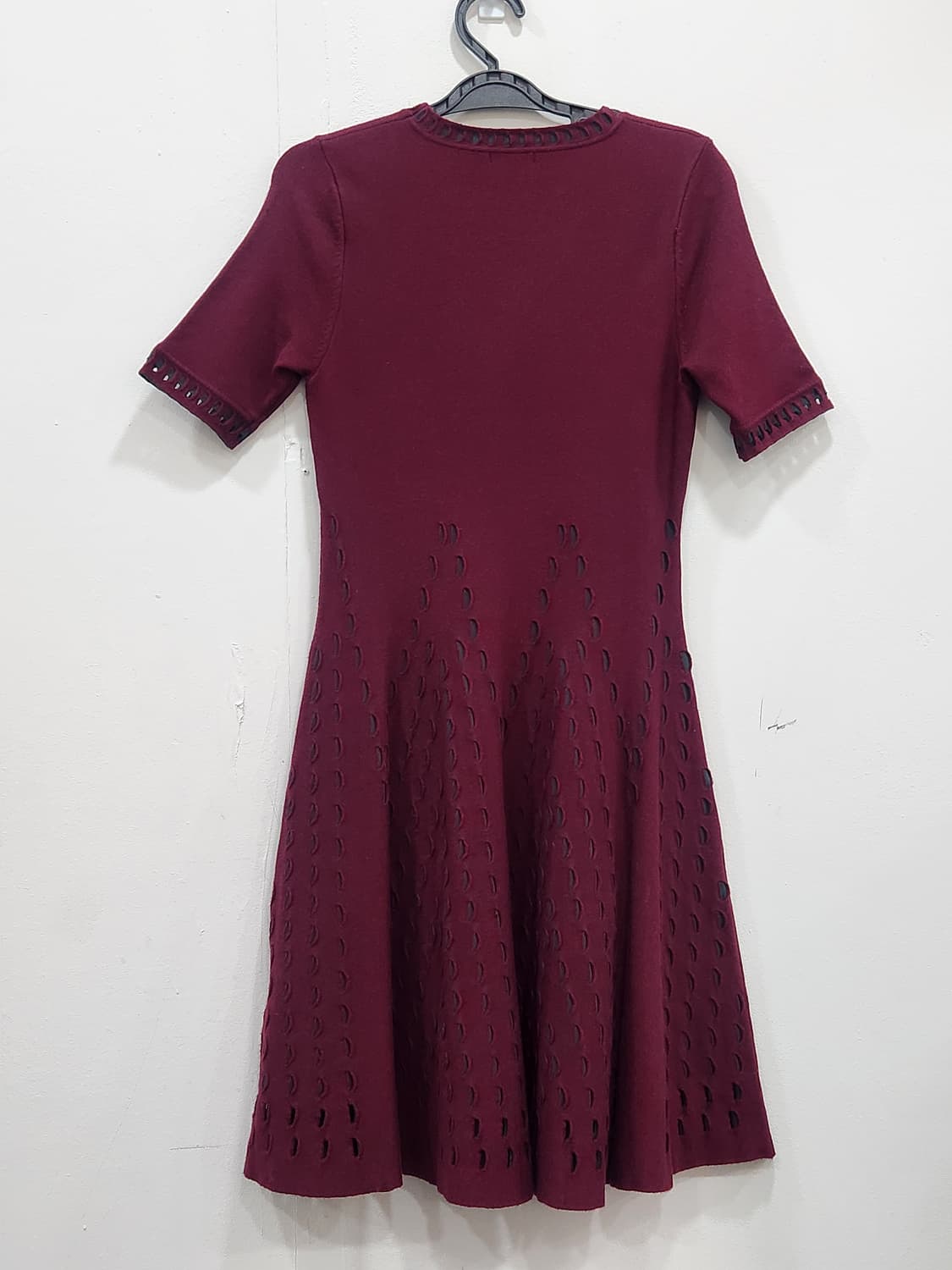 [F] 시슬리 버건디 니트 플레어 반팔 원피스 프리사이즈 상품이미지4