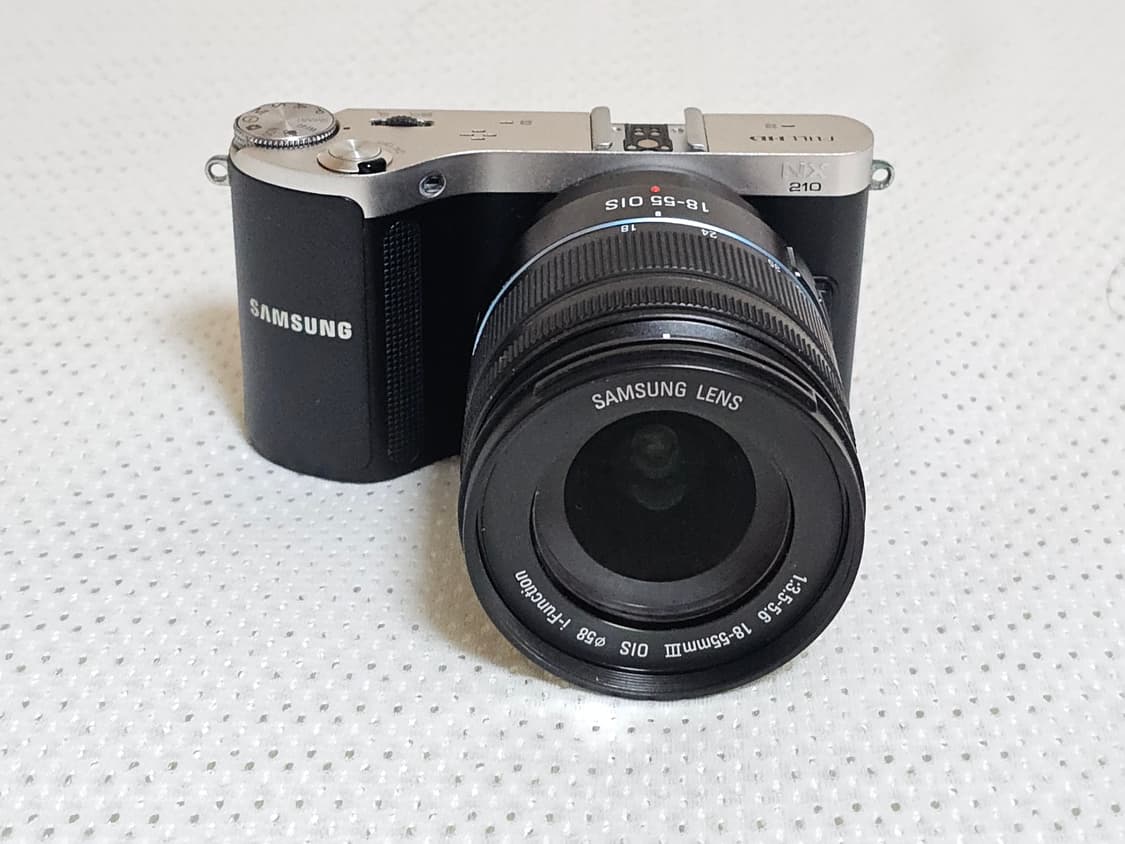 삼성 NX210 미러리스 카메라 상품이미지3
