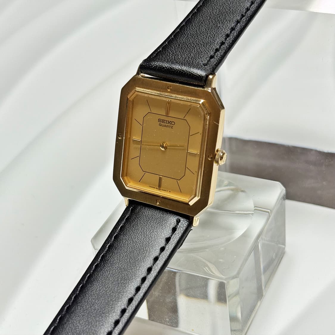 80's90's 빈티지 세이코 스퀘어 골드 베젤 드레스 워치 상품이미지4