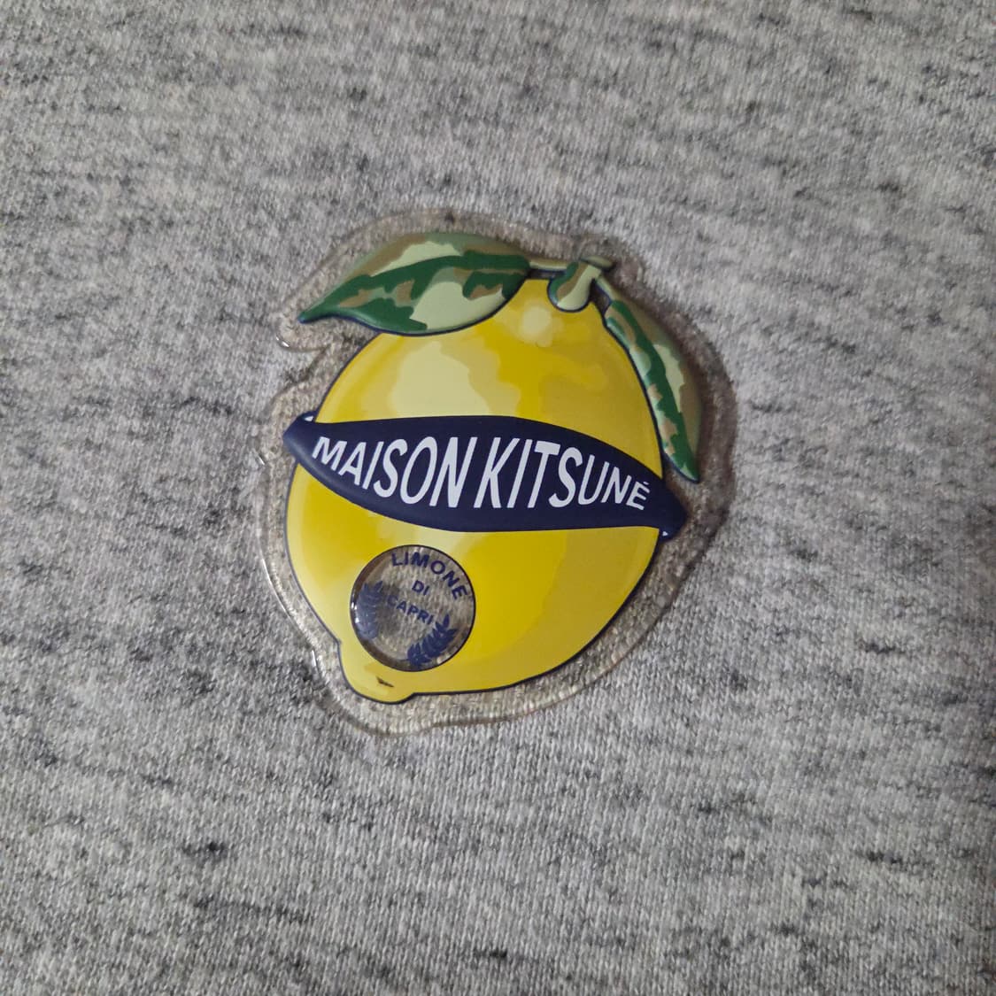 메종키츠네 11주년 레몬 맨투맨 L 상품이미지5