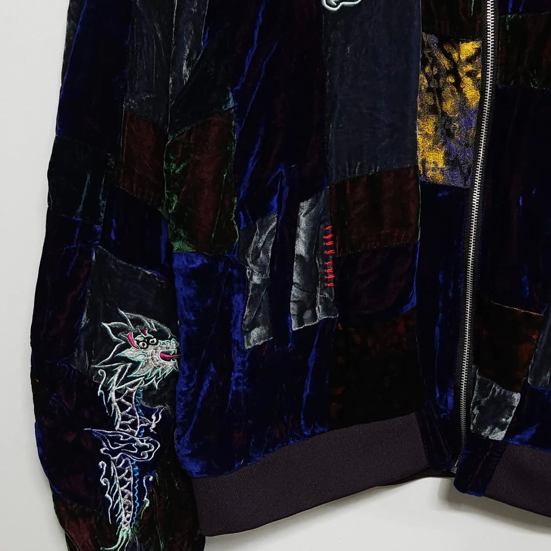 99%IS 나인티나인퍼센트이즈 바조우 블록 벨벳 드래곤 자켓 105 상품이미지4